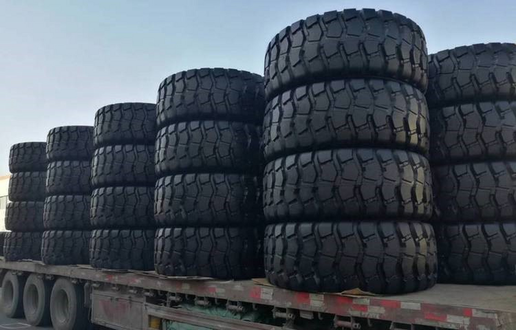 40.00r57巨型全钢子午线轮胎