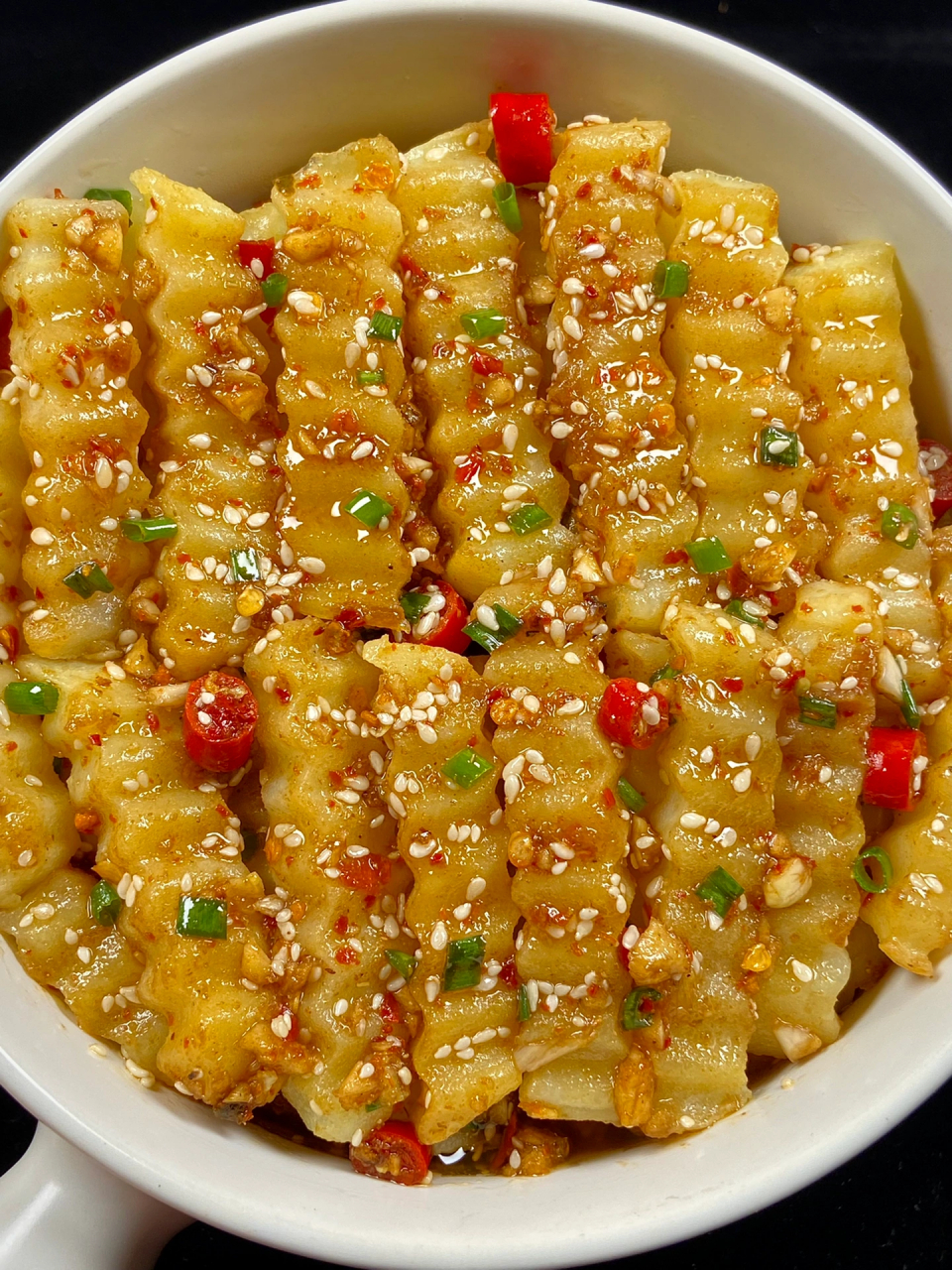 香辣的狼牙土豆条这样做泰香了,巨好吃!外酥里糯,香辣可口,绵软好吃,