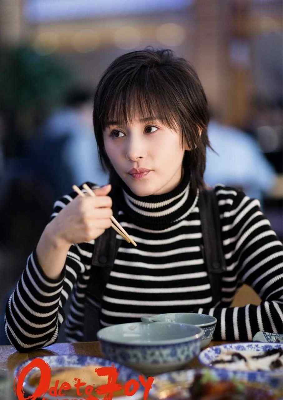 有人觉得她敢爱敢恨,为朋友两肋插刀;有人觉得她太过聒噪,没有分寸感