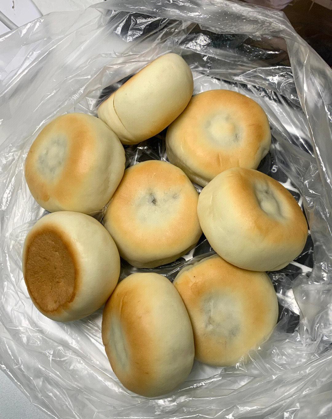 皮软软的不是酥的哈很薄很薄[比心] 里面有麻薯贼拉丝儿了