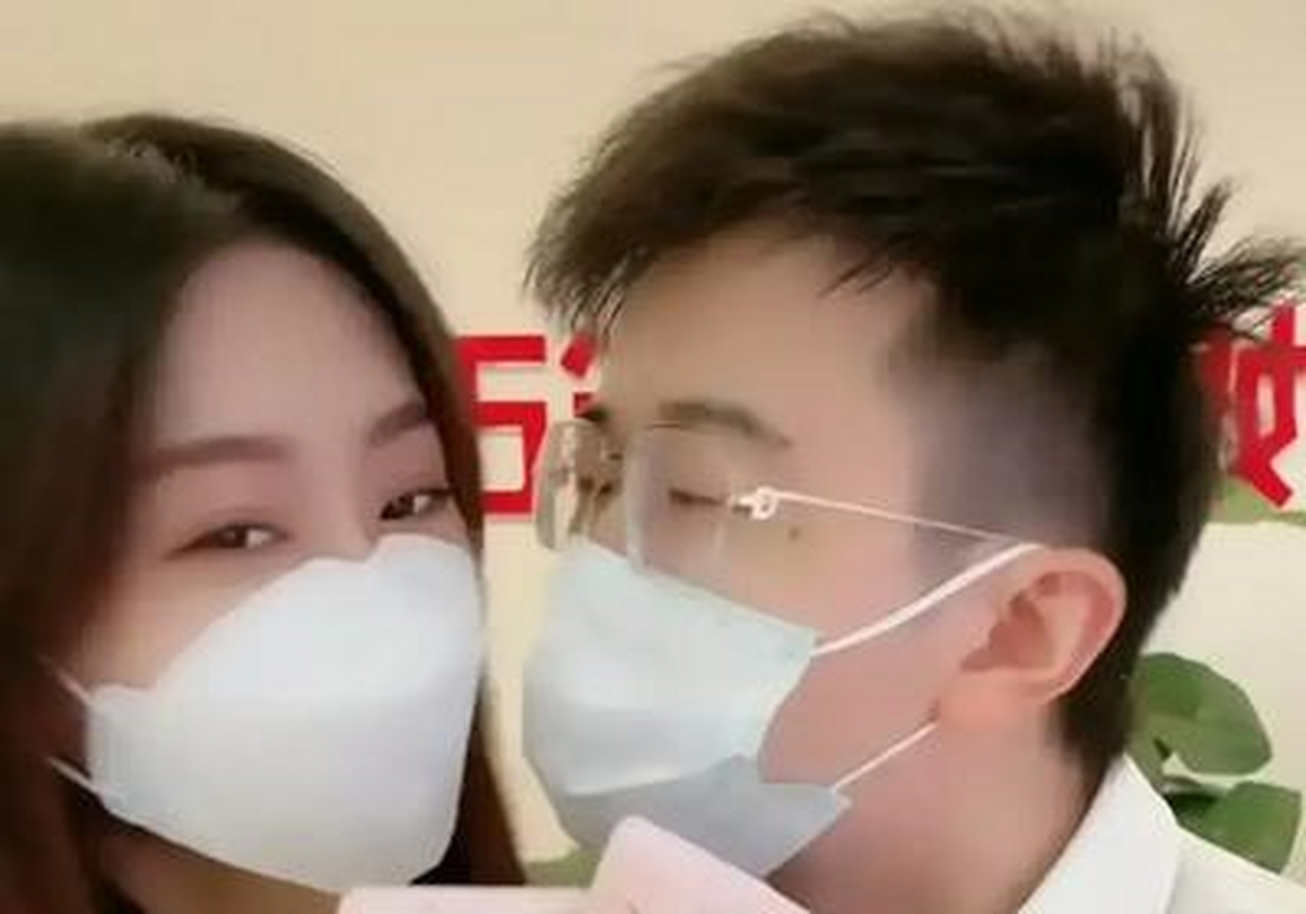 美女车模"网红"苏宁,真名栾淑宁,宣布结婚了,以前经常和斌少,三哥在一