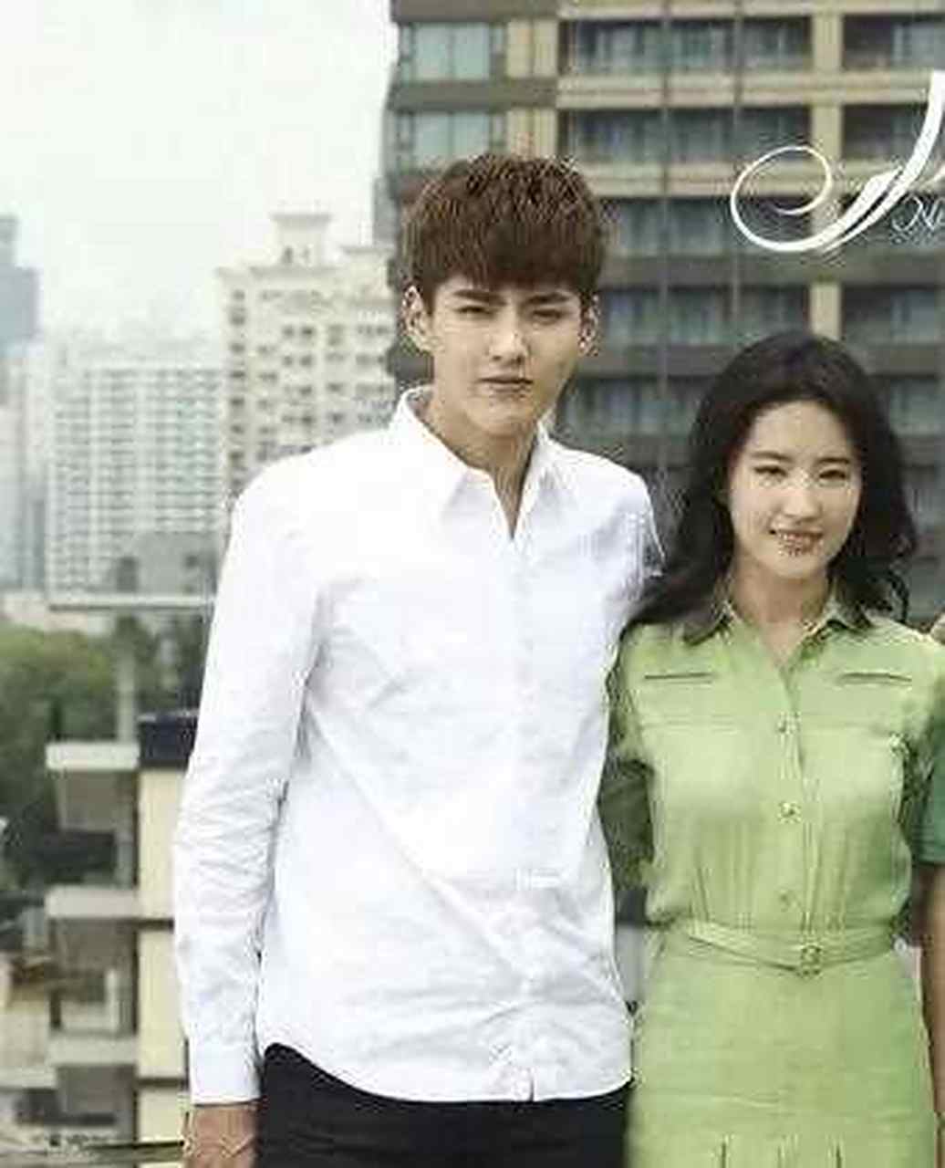 一次节目采访中,刘亦菲对主持人说:女演员都不愿意和吴亦凡拍吻戏