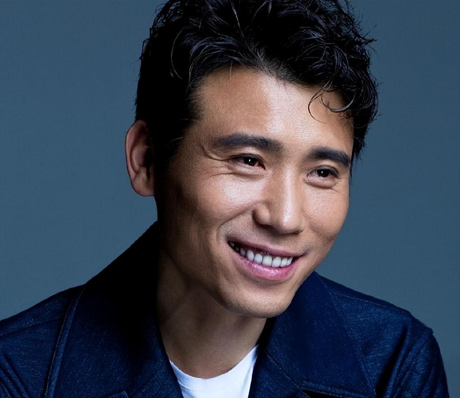 不知道为什么,就喜欢看李乃文和于和伟演的戏.