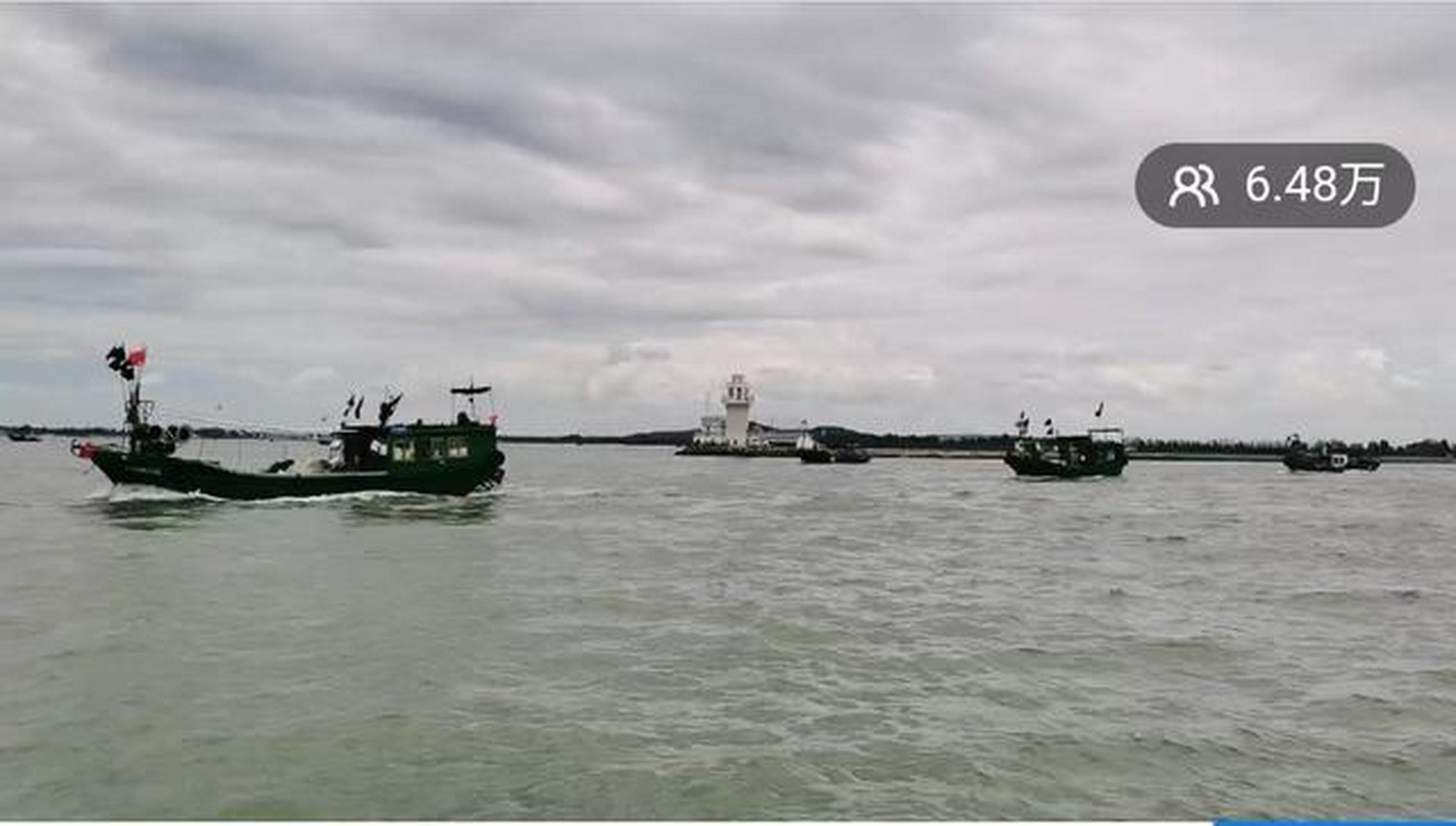 湛江开海了 今天中午,南海正式开海,沿海各个渔港热闹起来了!