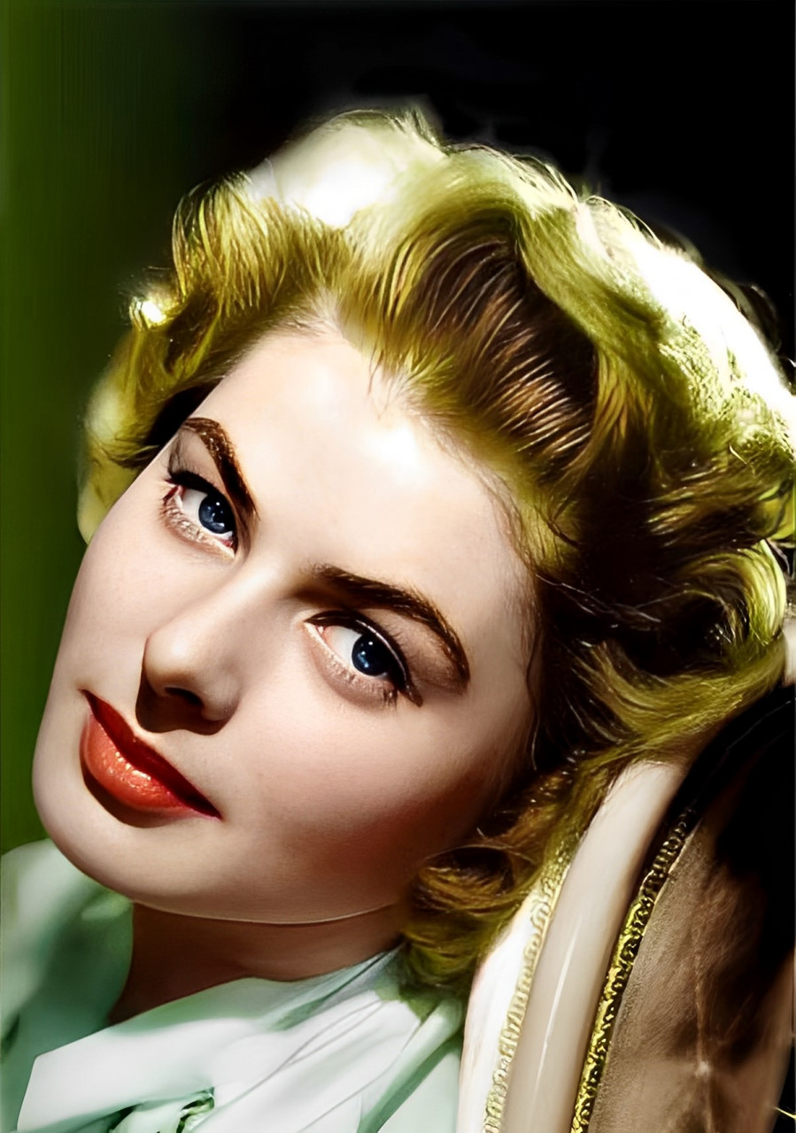 她金发碧眼,举止优雅,但这样一位传奇人物佳人却死