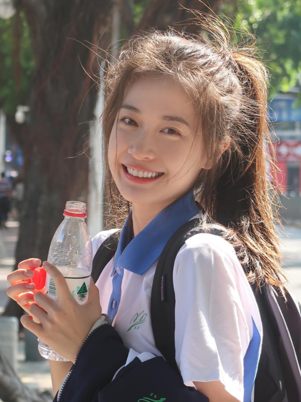 十七岁除了学习又有什么烦恼呢   这组照片其实是一时兴起和朋友穿着