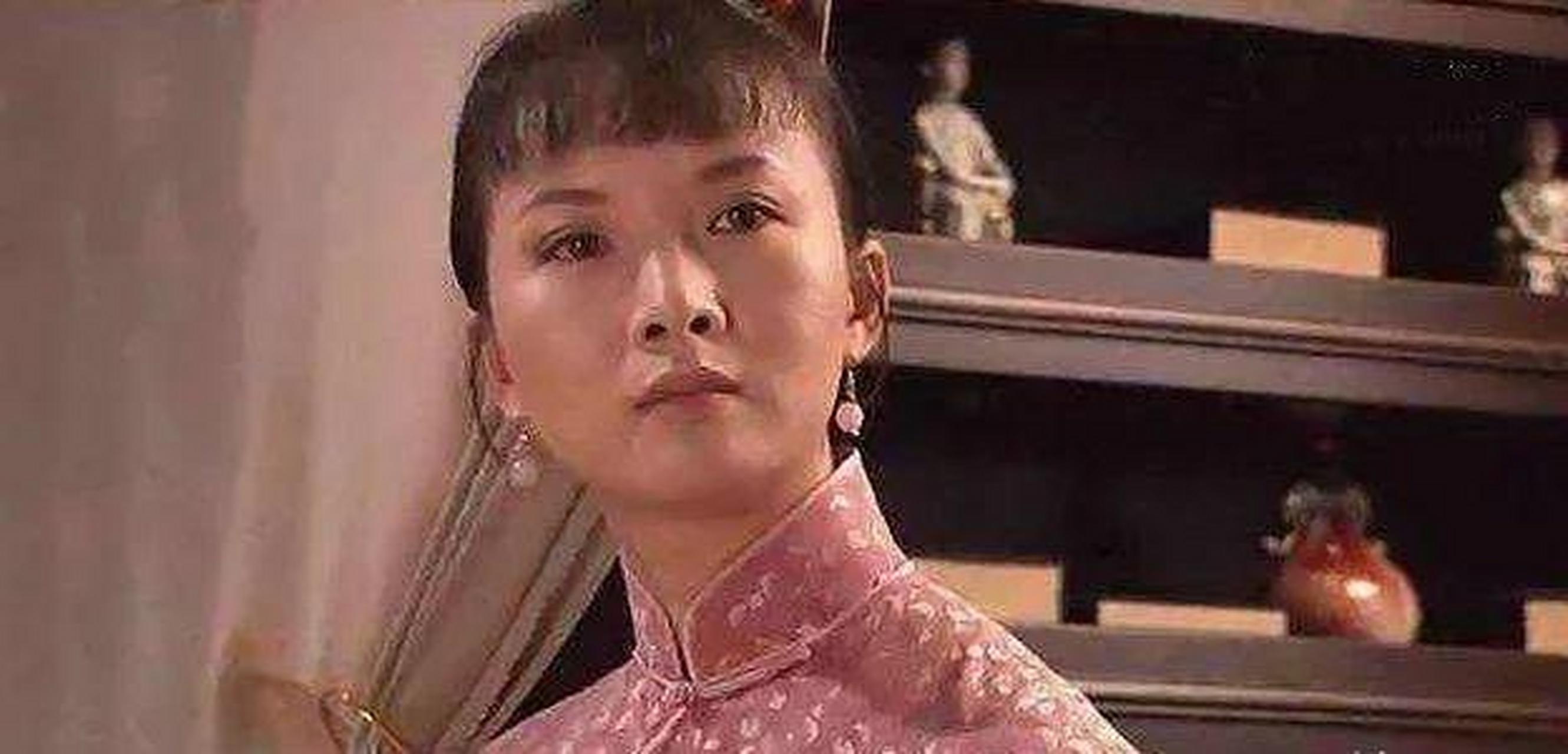 看过《大宅门》第一部的观众,都对谢兰扮演的抱狗丫头李香秀记忆犹新