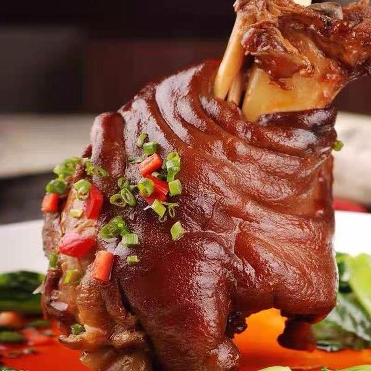 肘子也叫蹄膀,古又称彘肩.