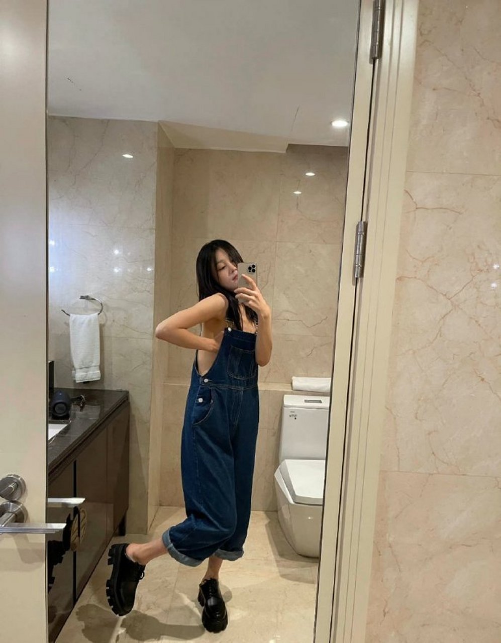 你正经的外表也掩饰不了那颗蠢蠢欲动的心