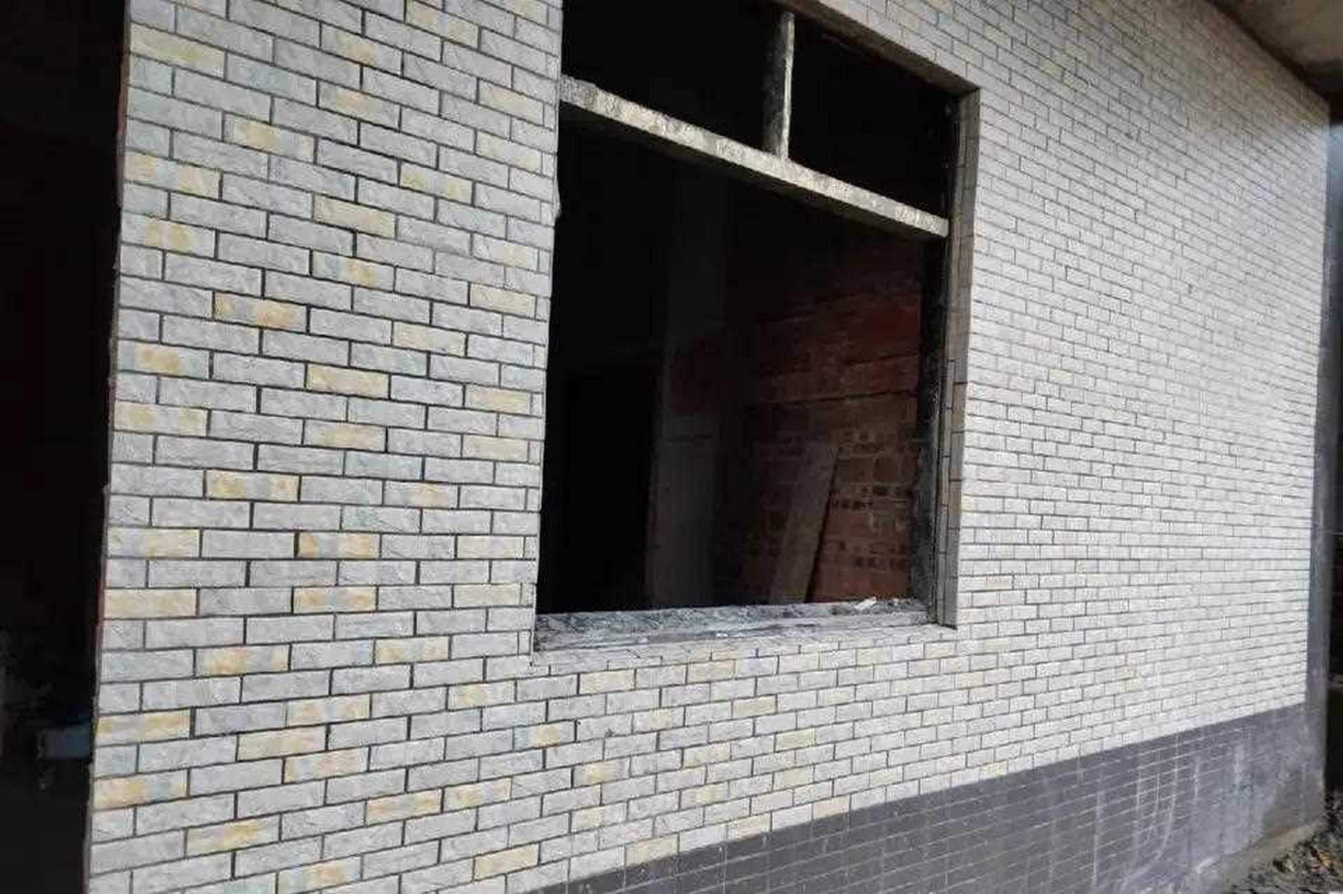 喷墨外墙砖贴出来的效果也不赖吧[爱慕]主色采用了4.5×14.