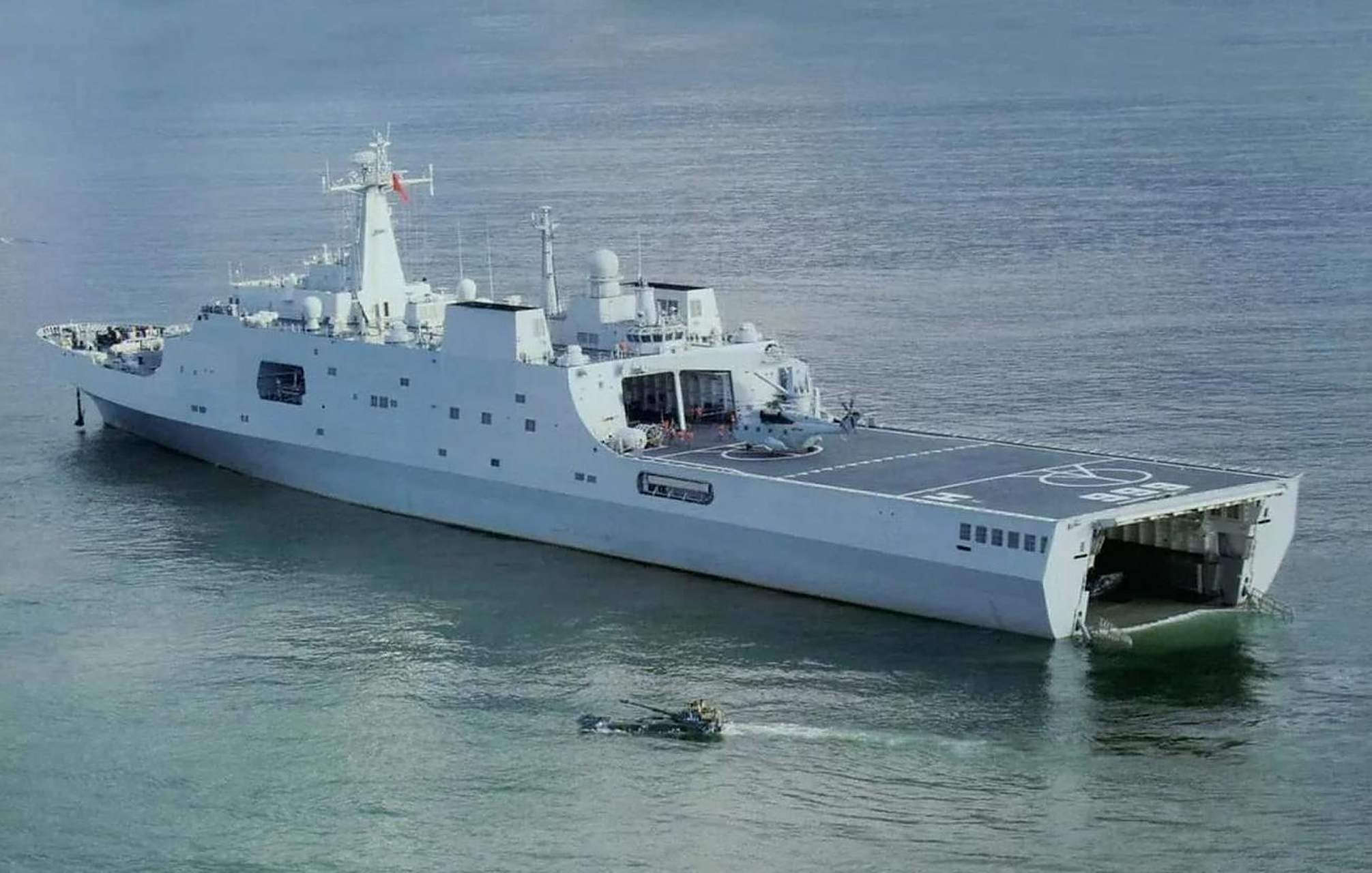 中国2万多吨级战舰落户泰国,成为东南亚最大现役军舰 根据公开报道