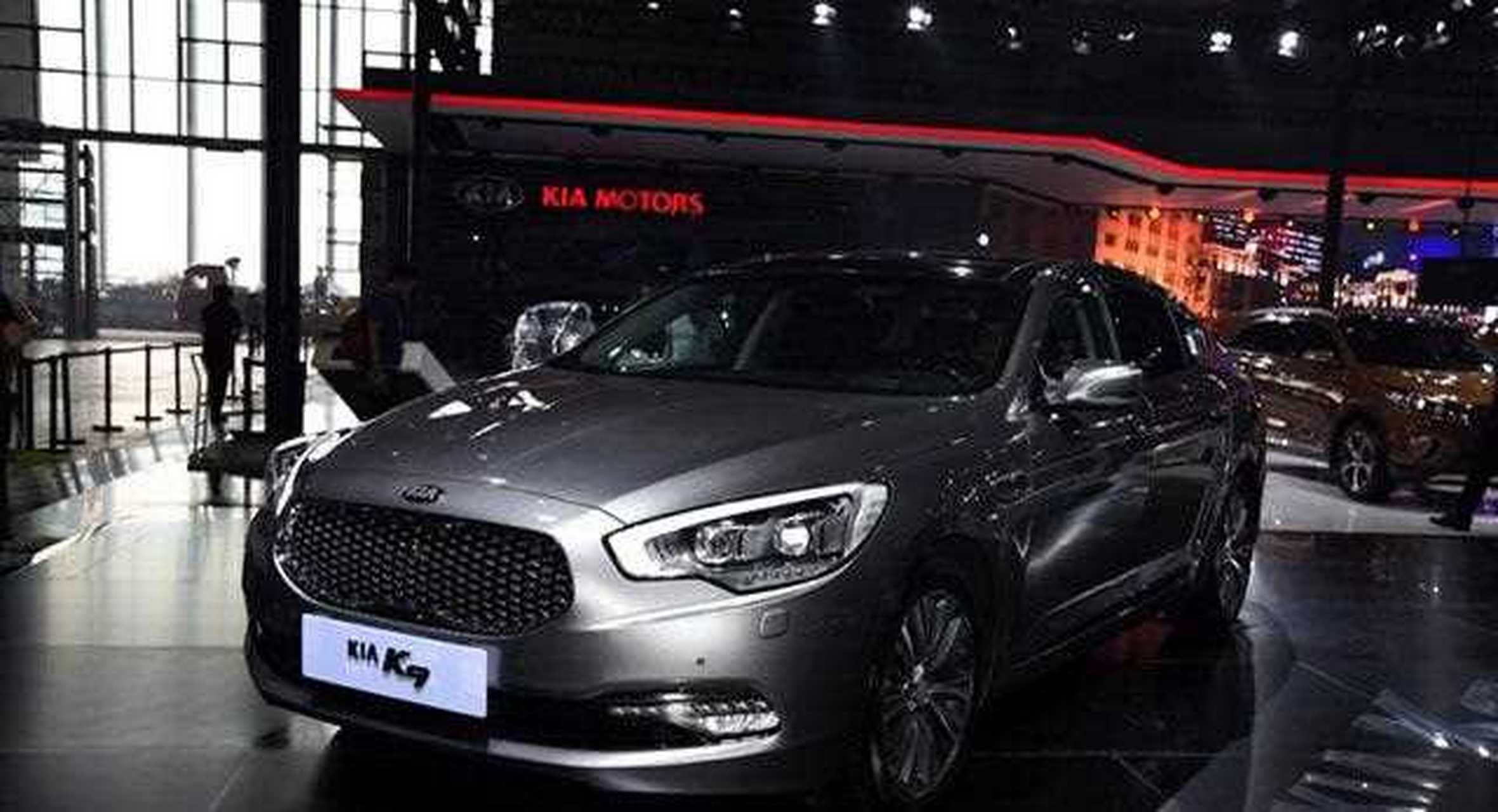 起亚k9最低售价55万,作为一台韩国车,这车值吗?你会买吗?