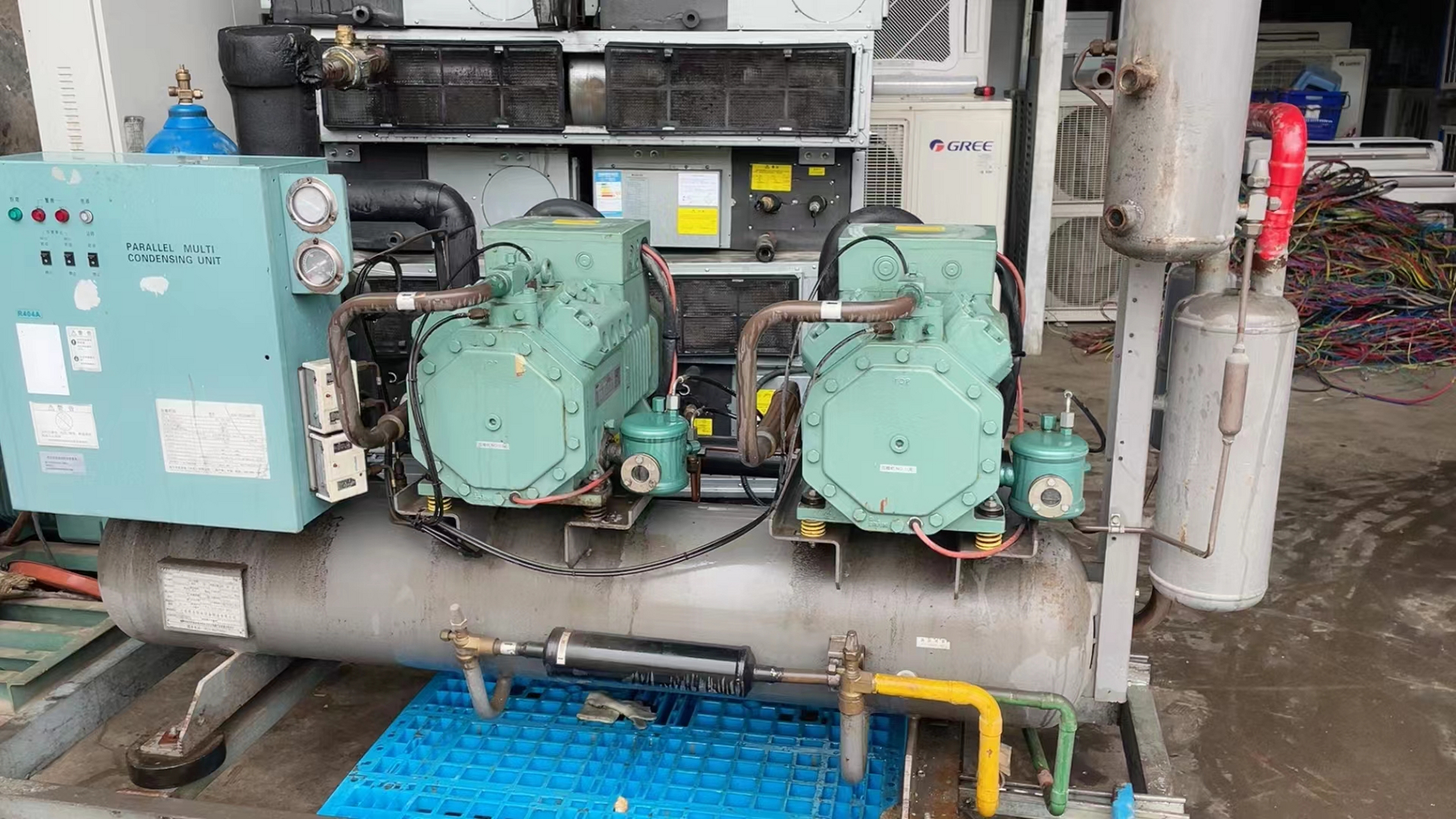 福州冷库设备回收旭能:30匹北京比泽尔并联机到货#冷库设备回收