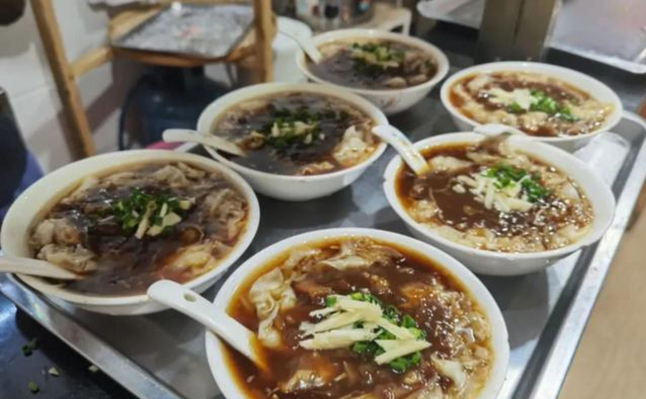 作为福安扁肉,它还是有浇头的