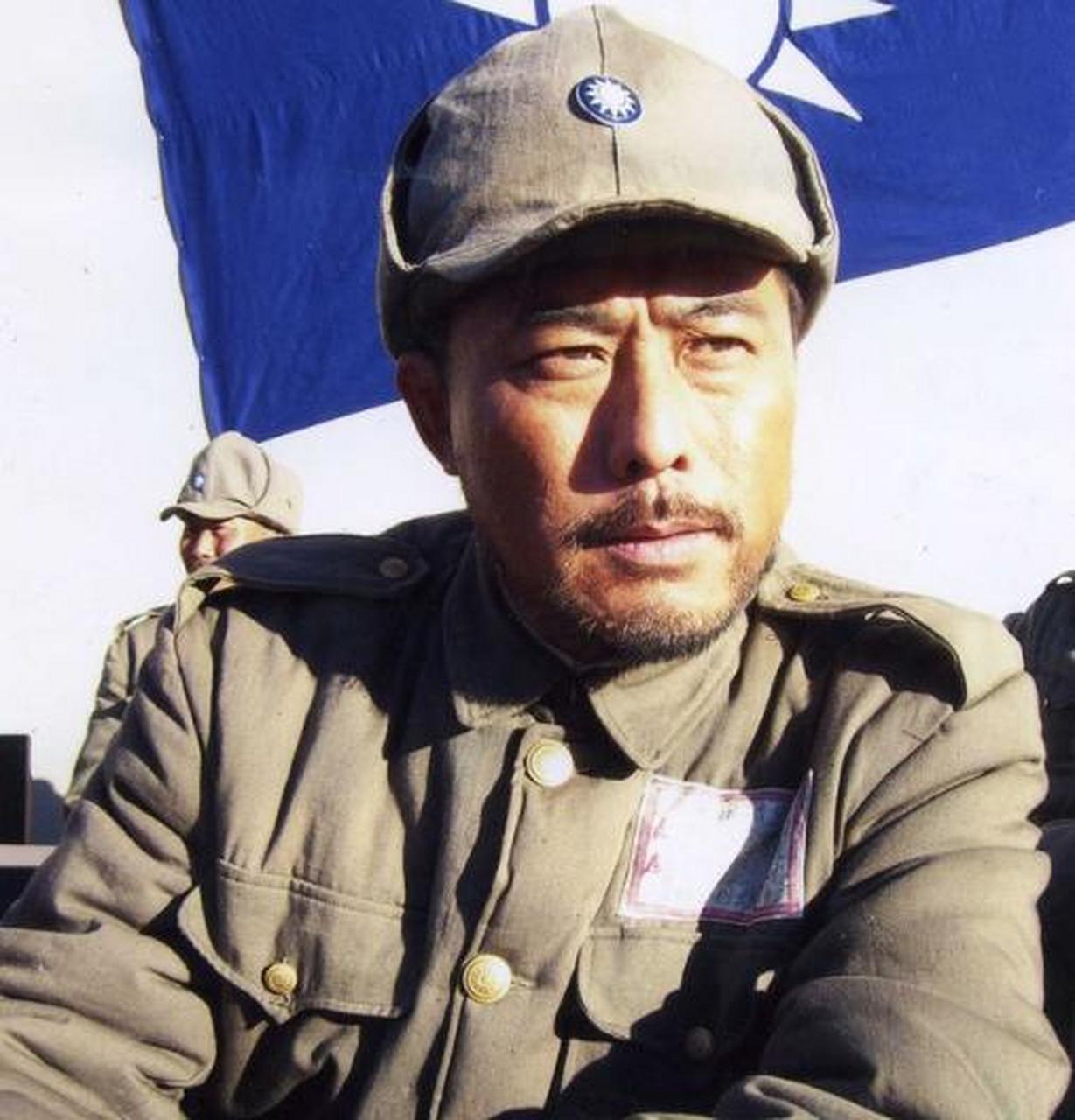 国民党35军军长郭景云负隅顽抗,更是宣称:"拿两桶汽油来,我宁死不屈!