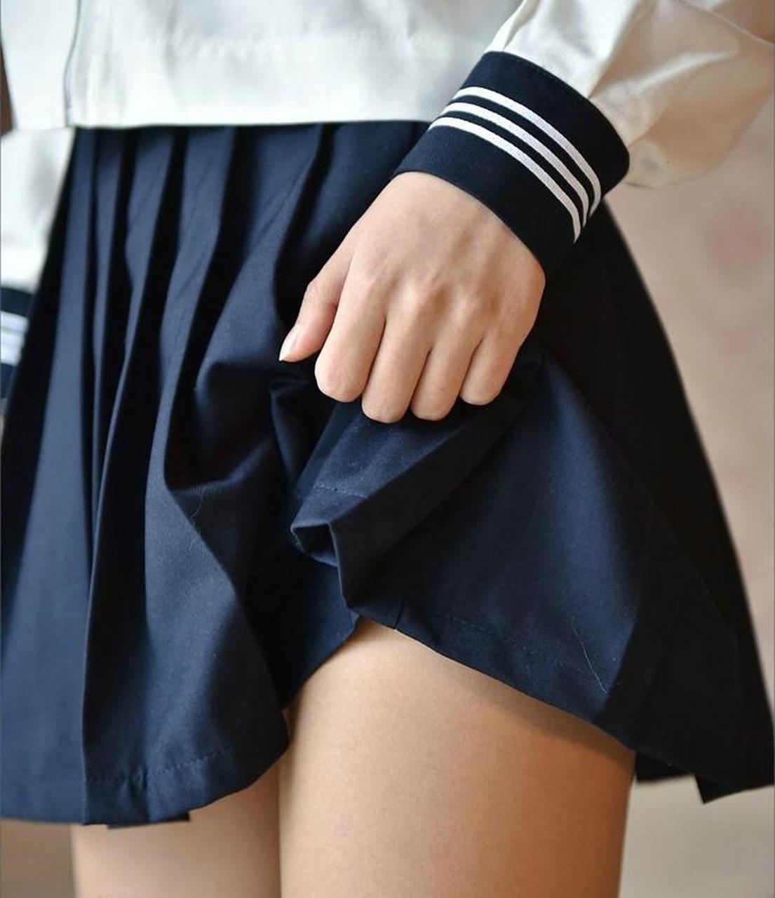 清纯甜美的校服少女,日系风格唯美写真摄影.