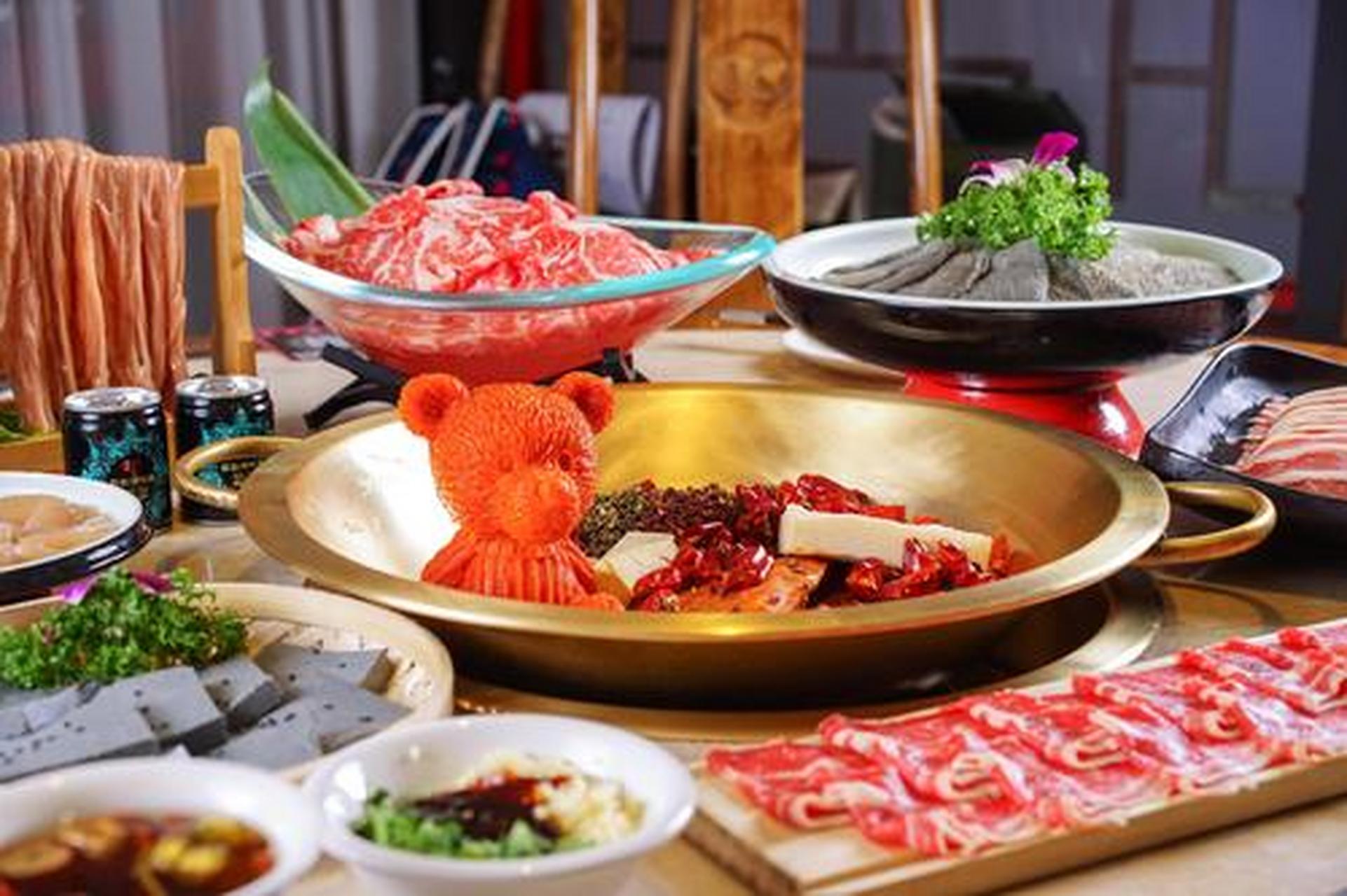 四川香天下火锅要为广大食客所打造的,就是这样一个值得一去的目的地