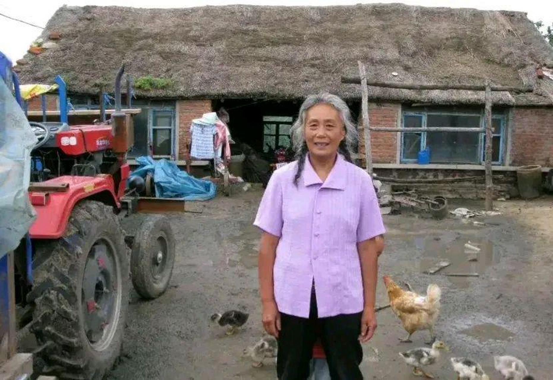 1969年,19岁的女知青黄丽萍自愿下乡奔赴北大荒,结婚生子,两次放弃