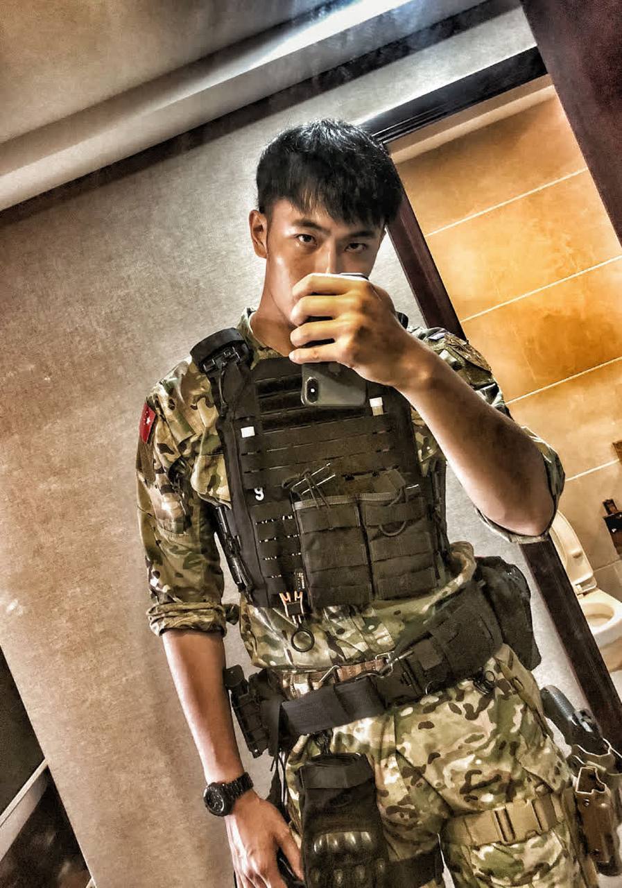 男士服装上最令人赏心悦目的图案是迷彩.   演员吴旭东