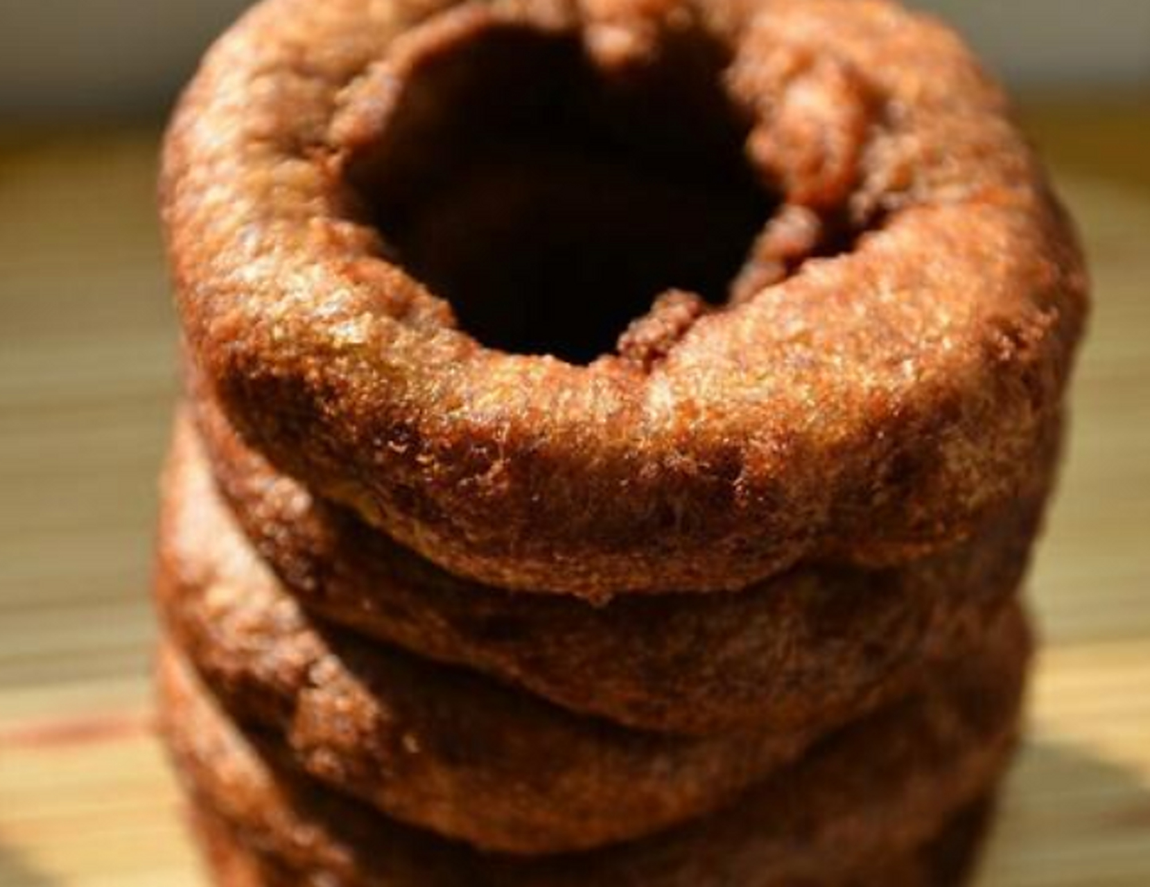 定西当地的特色小吃通渭荞圈圈  通渭荞圈圈,是甘肃省定西市通渭地区