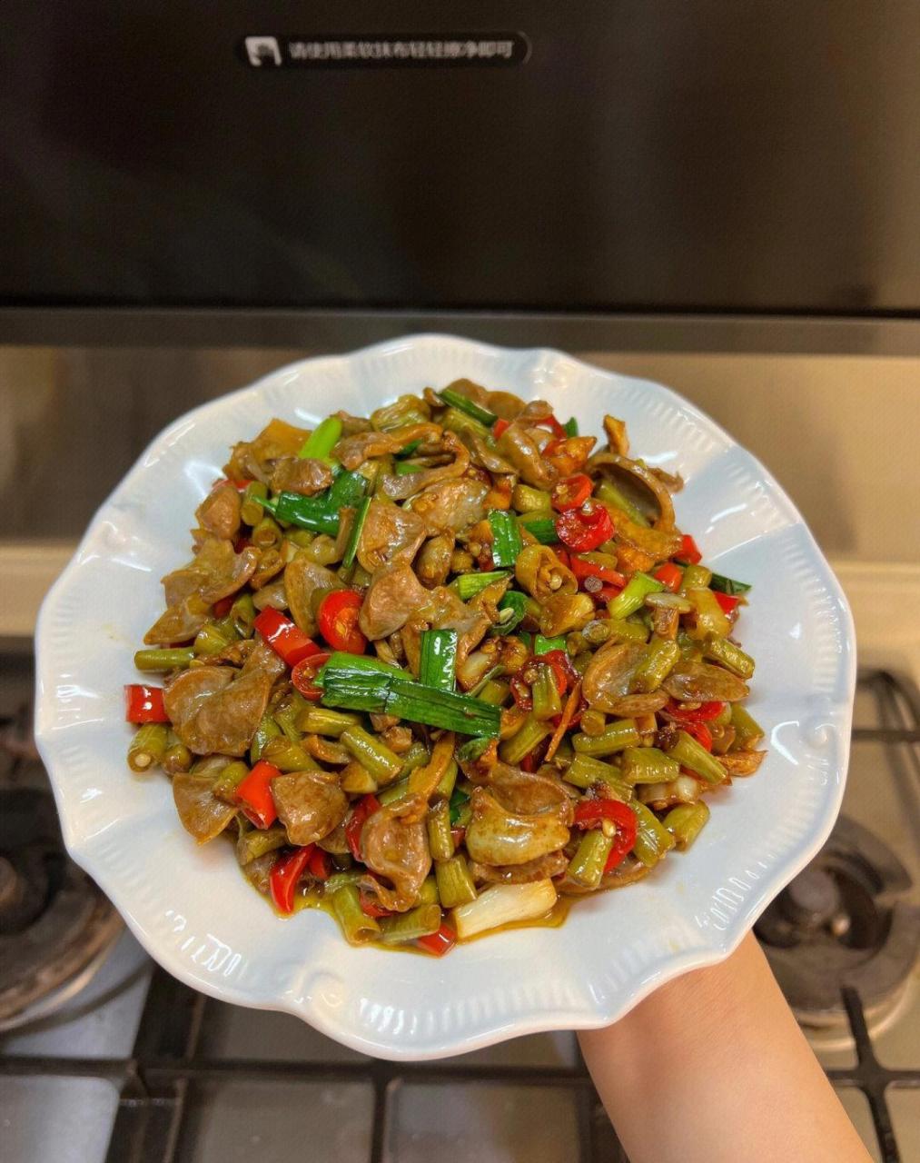 酸豆角炒鸡胗,酸酸辣辣,这样做一点都不腥?