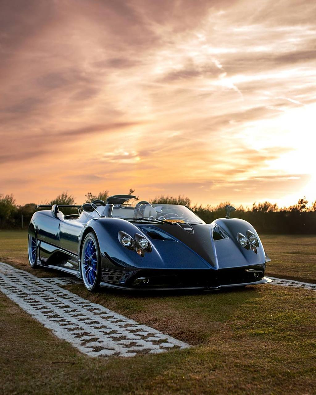 pagani zonda hp barchetta 1 di 3#帕加尼zonda##豪车超跑##car时尚