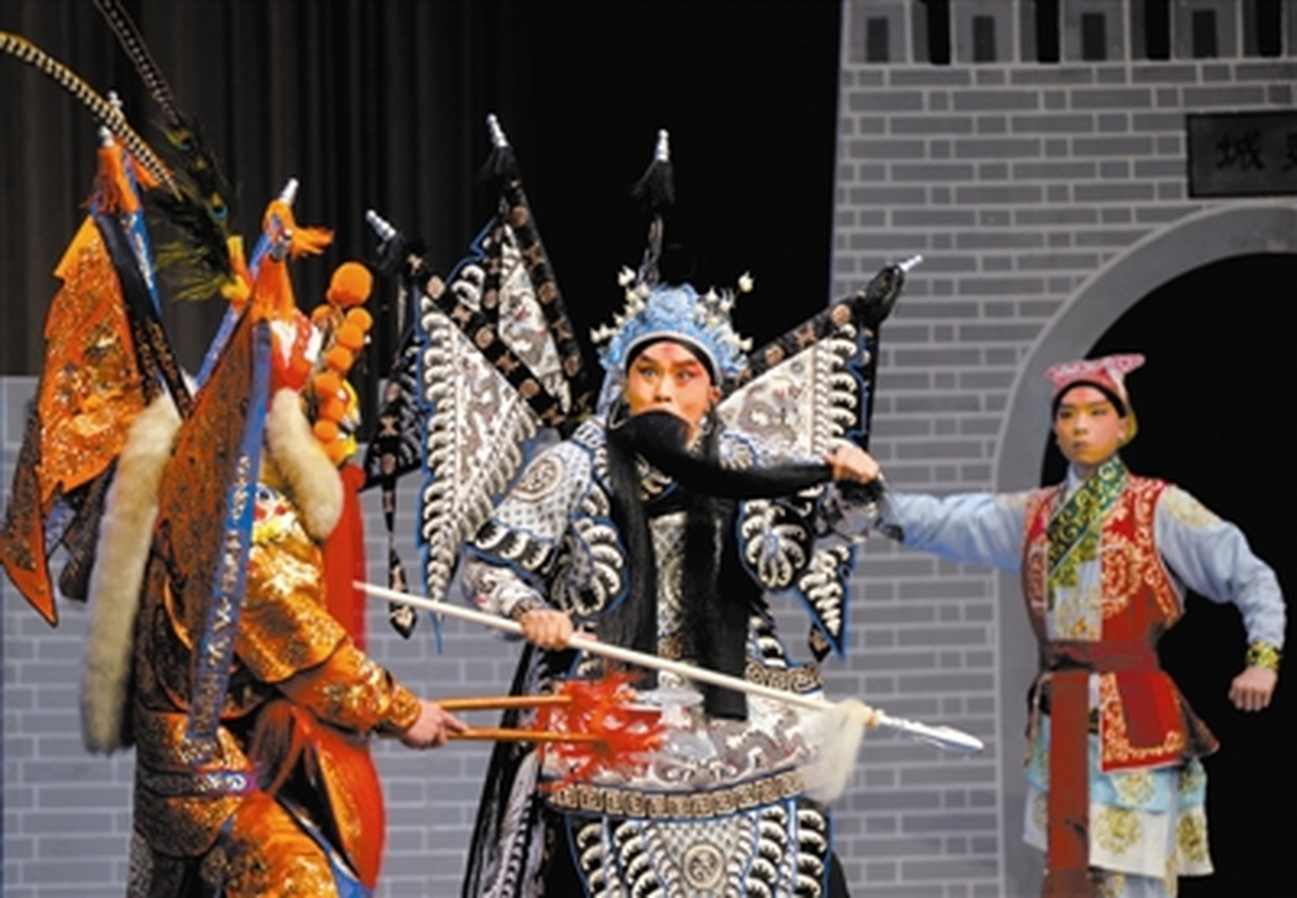 天津京剧院复排厉慧良先生经典剧目:京剧《战宛城》文中有武  天津