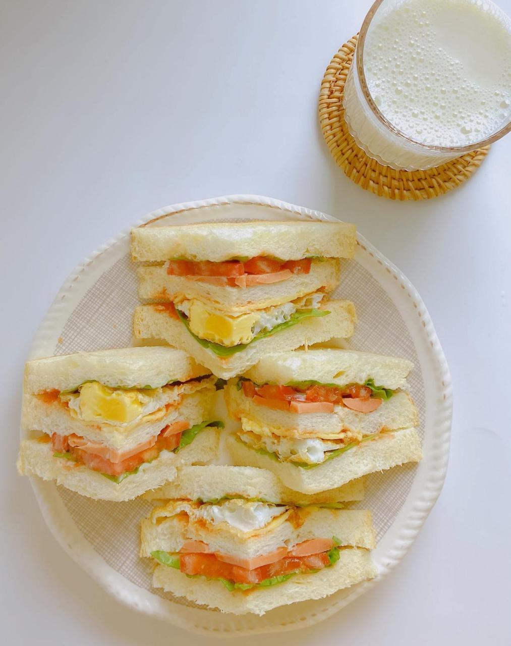 美食教程芝士火腿三明治简单快手0失败 懒人的福音大概就是三明治吧