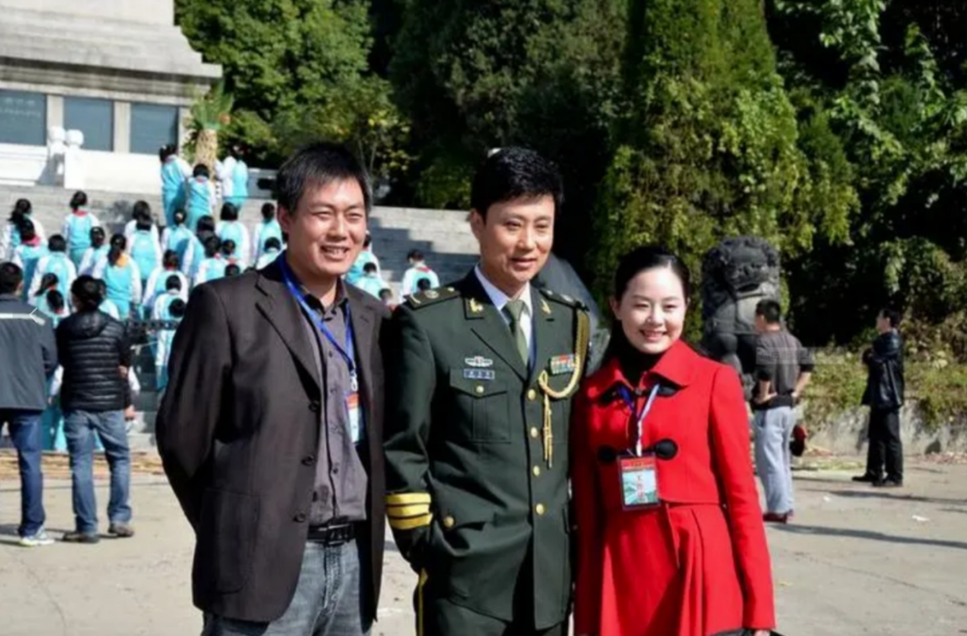 2015年,耿为华面对比自己小14岁的妻子提出离婚,他感到非常痛苦,离婚