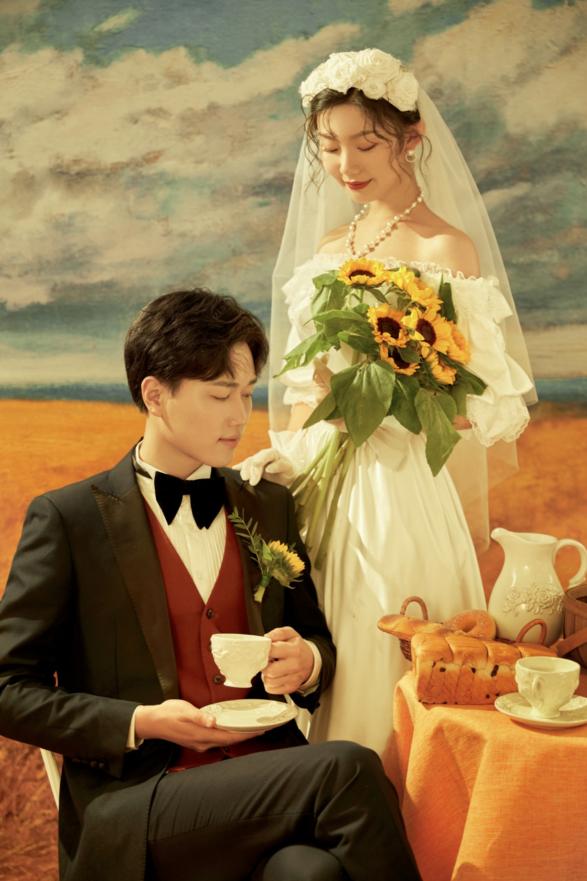 当婚纱照遇上复古油画风格 细腻的光影 法式的浪漫 复古格调怀旧有