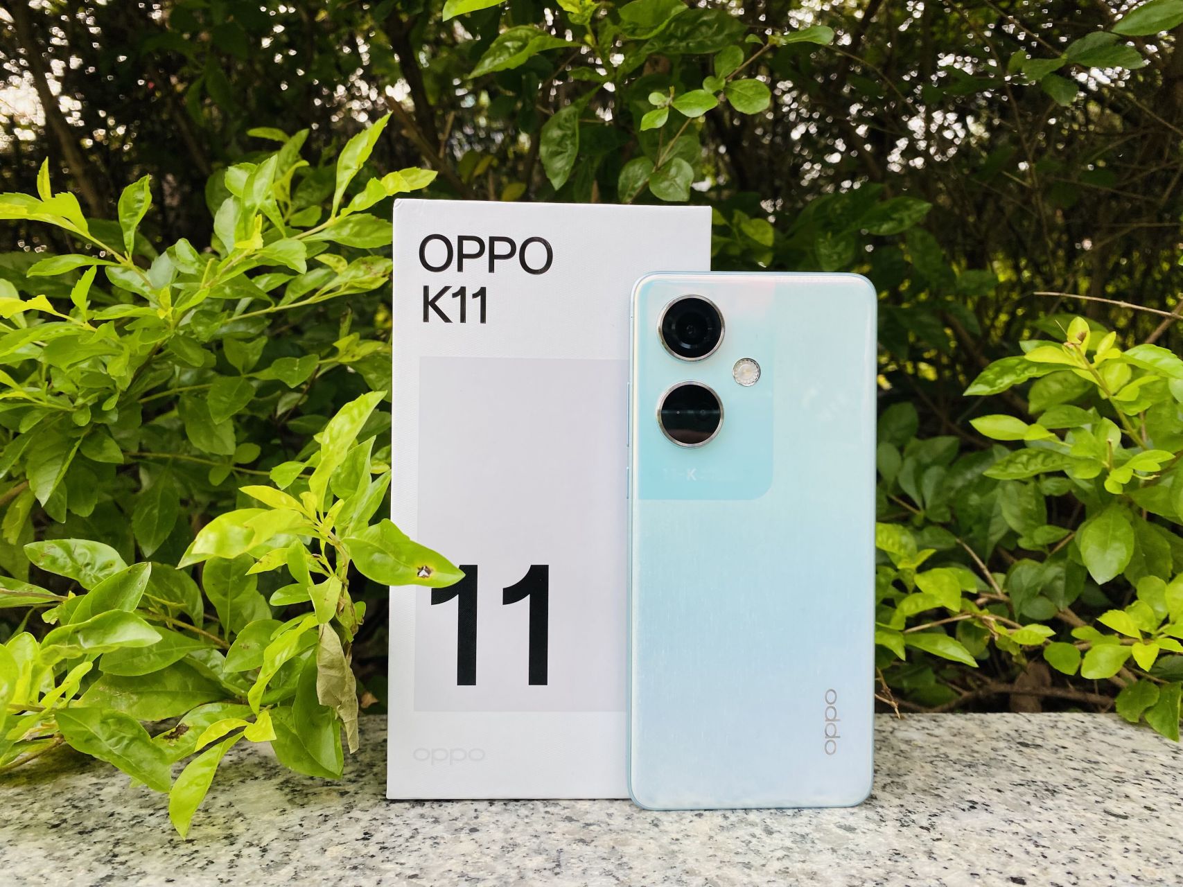 oppo k11终于发布了,这个包装盒有点reno系列的感觉,我手上这个配色叫