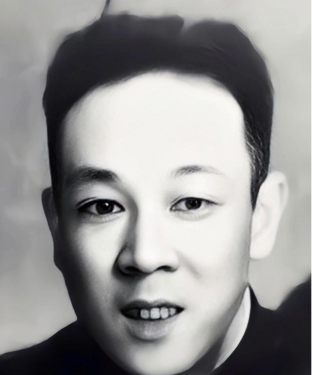 朱琦出生于1916年9月,1937年被国民党军队抓壮丁,周总理知道情况后