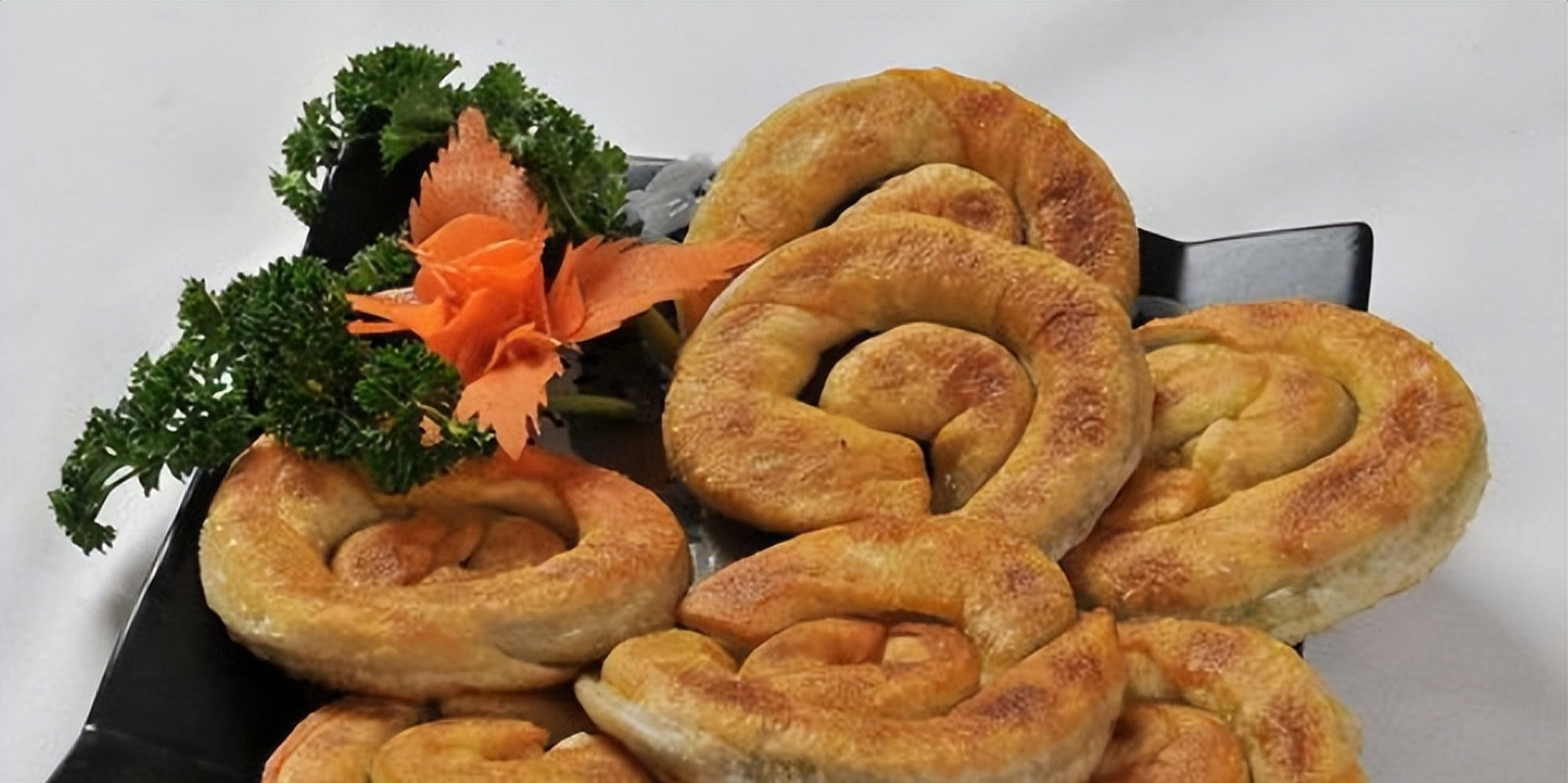 内乡县,古称「菊潭」,是中国河南省南阳市下辖的一个县