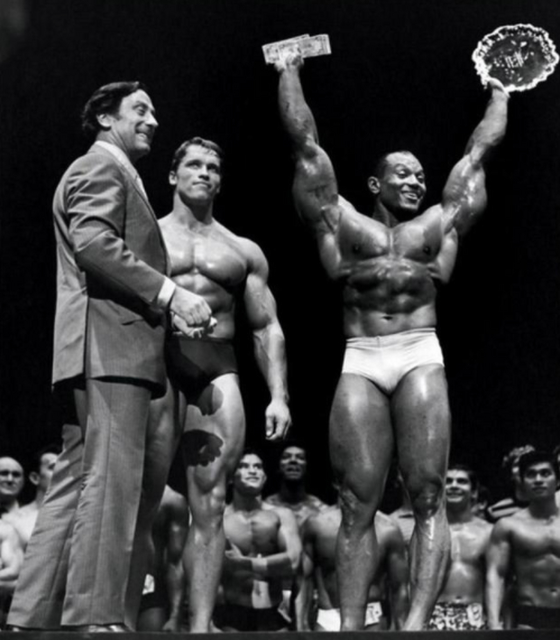 在健美黄金时代,塞尔吉奥·奥利瓦在1967年——1969年连续三次获得