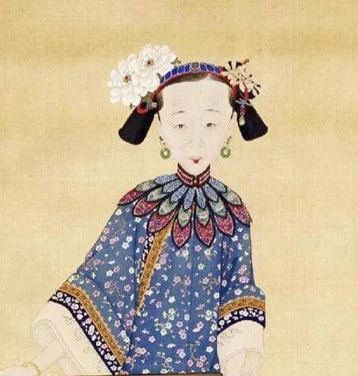 阿鲁特氏是蒙古族人,母亲是格格,父亲是个状元郎