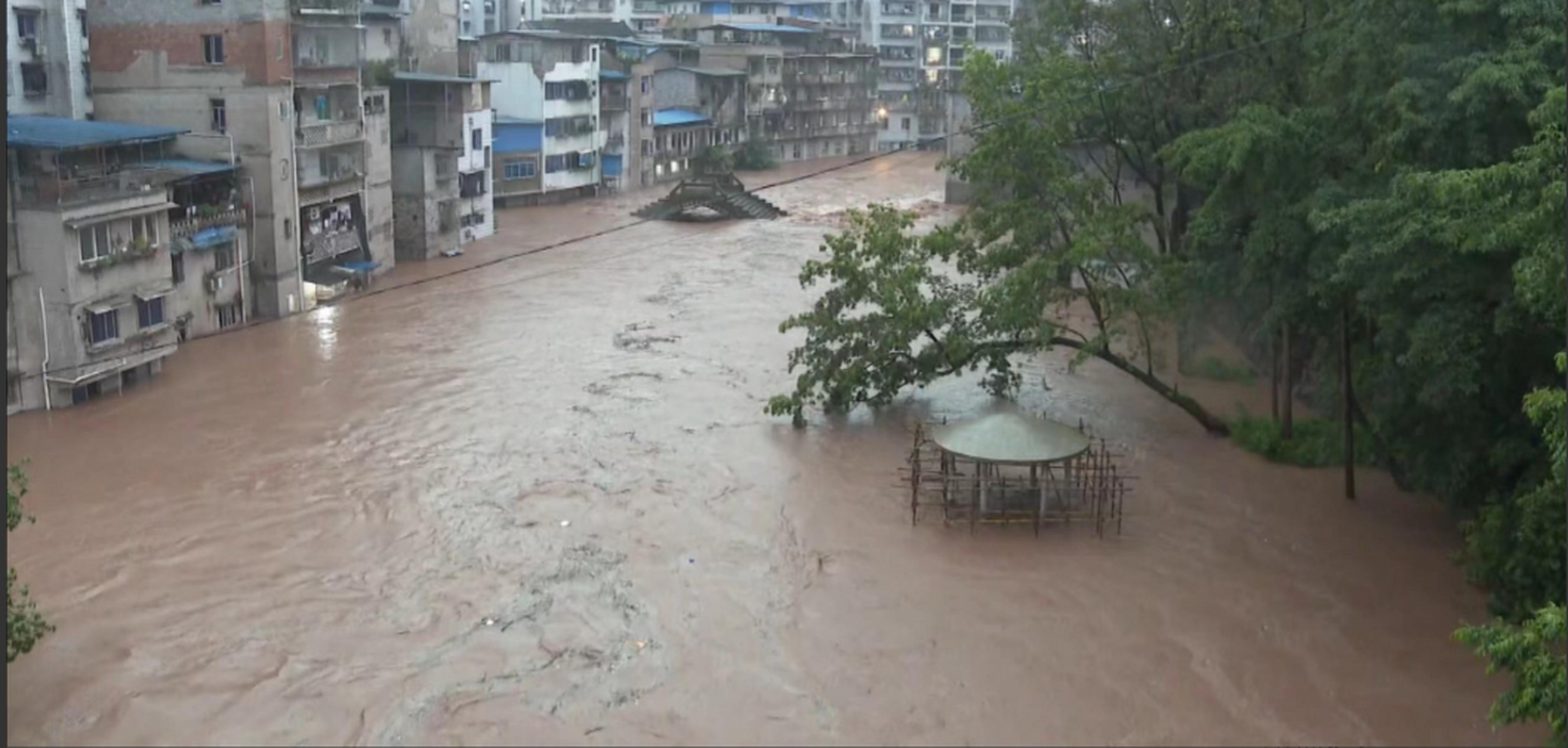 来自重庆市万州区应急管理局的消息,2023年7月3日至4日,万州区遭受暴