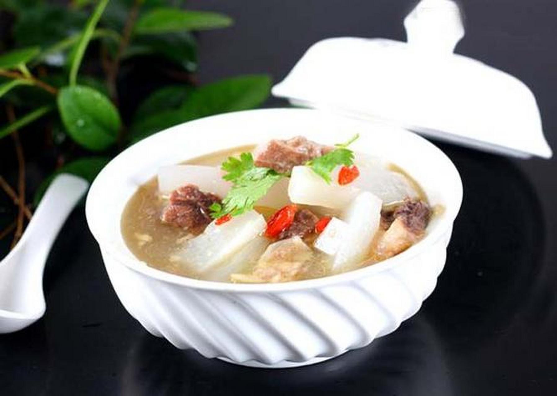 99山药烧牛肉的做法99  99山药烧牛肉是一道美味的中式烹饪菜肴