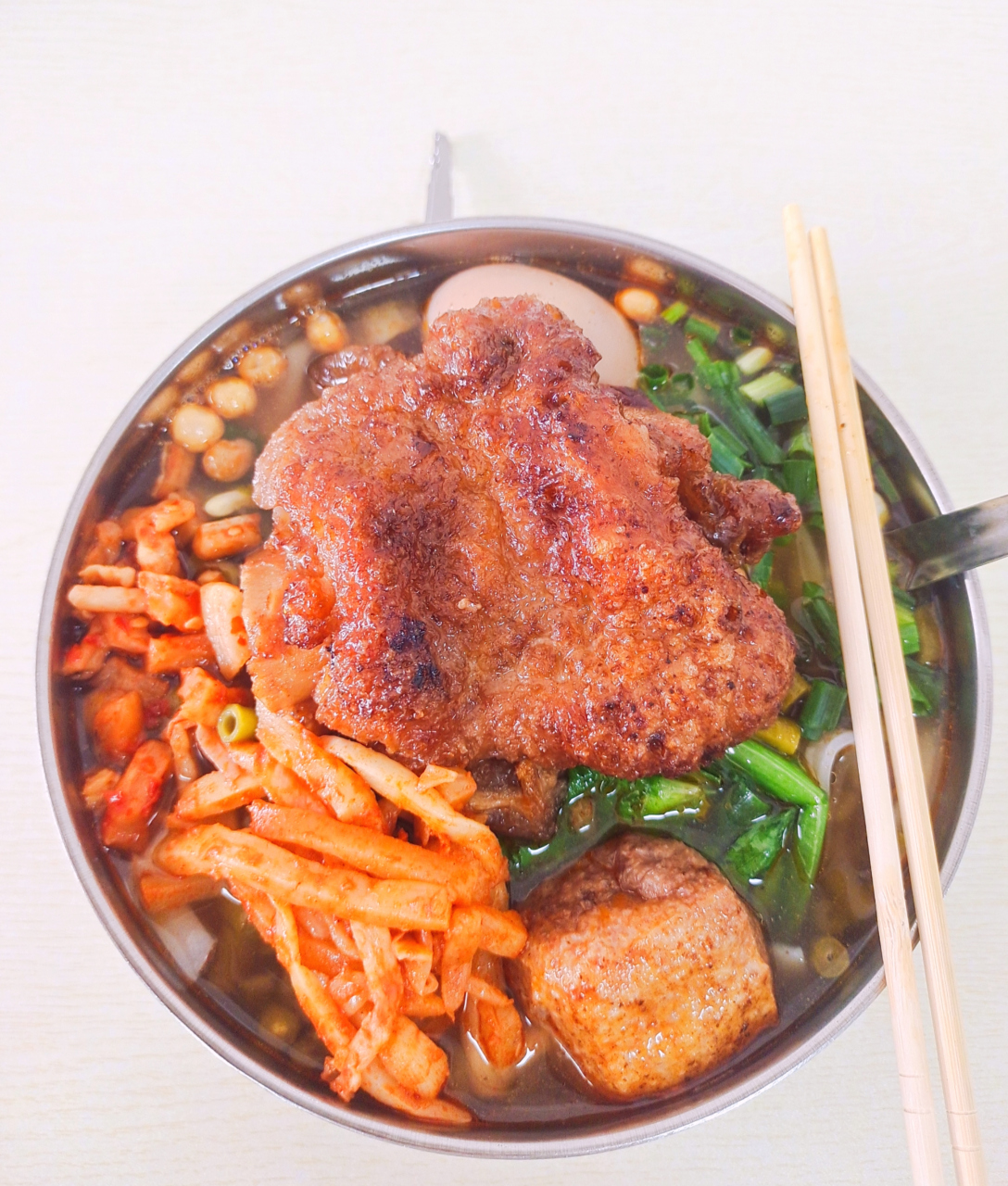 《随笔趣谈》:原来在柳州不仅仅只有螺蛳粉,猪脚粉同样让人垂涎三尺