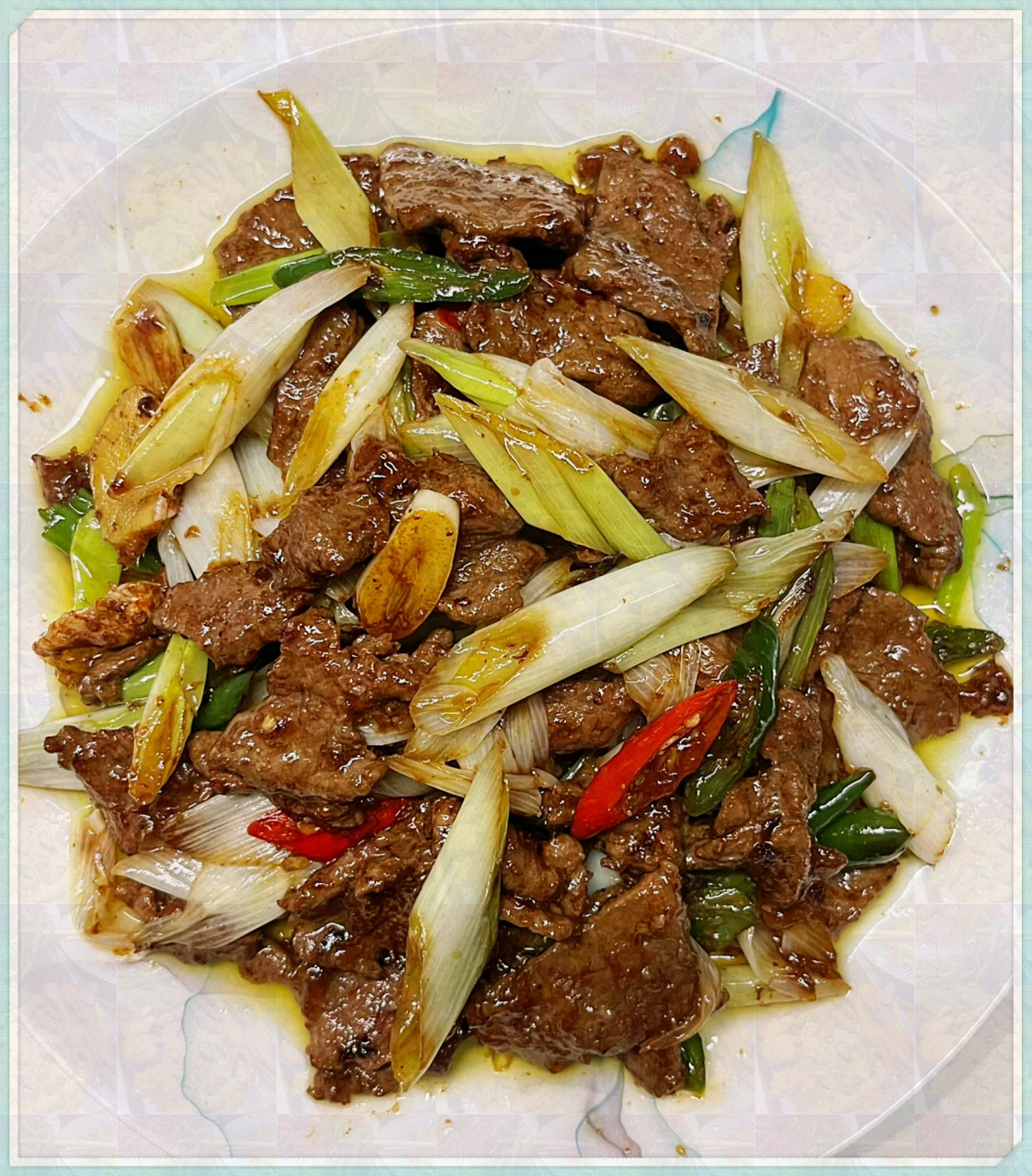 正宗中餐厅做法葱爆牛肉这样做才好吃  这道葱爆牛肉真是让人赞不绝口