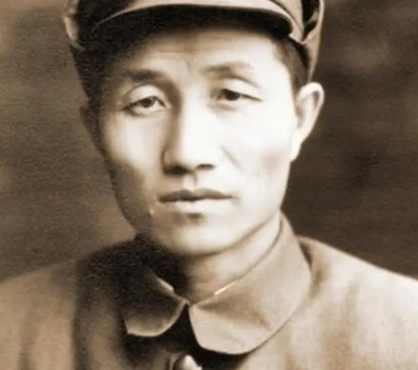 李聚奎错过大授衔,3年后为何还能成开国上将,佩服周总理的智慧 李聚奎