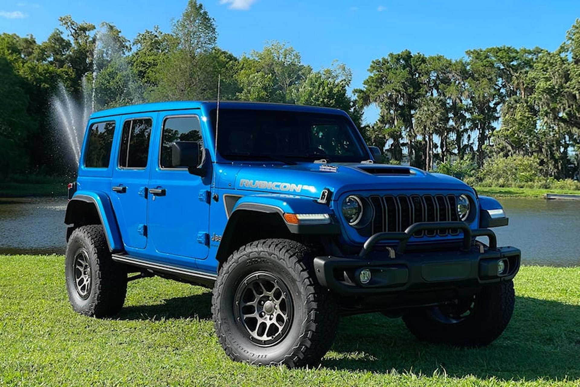 牧马人罗宾汉392# 2023款吉普牧马人rubicon 392 20周年纪念版亮相