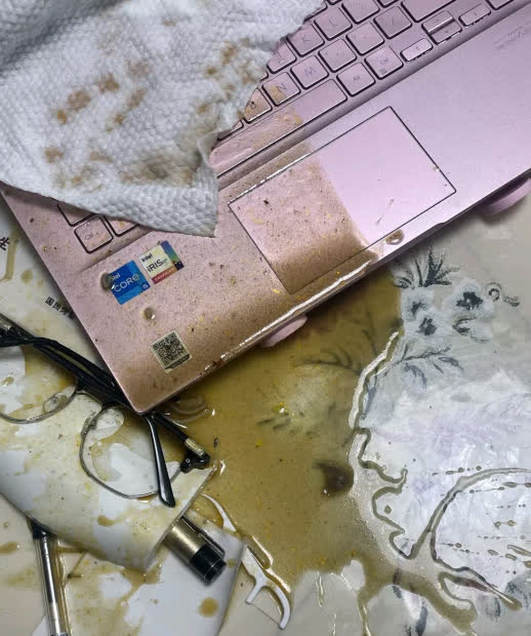 笔记本键盘进水失灵,笔记本键盘进水没反应 笔记本键盘进水失灵,笔记本键盘进水没反应