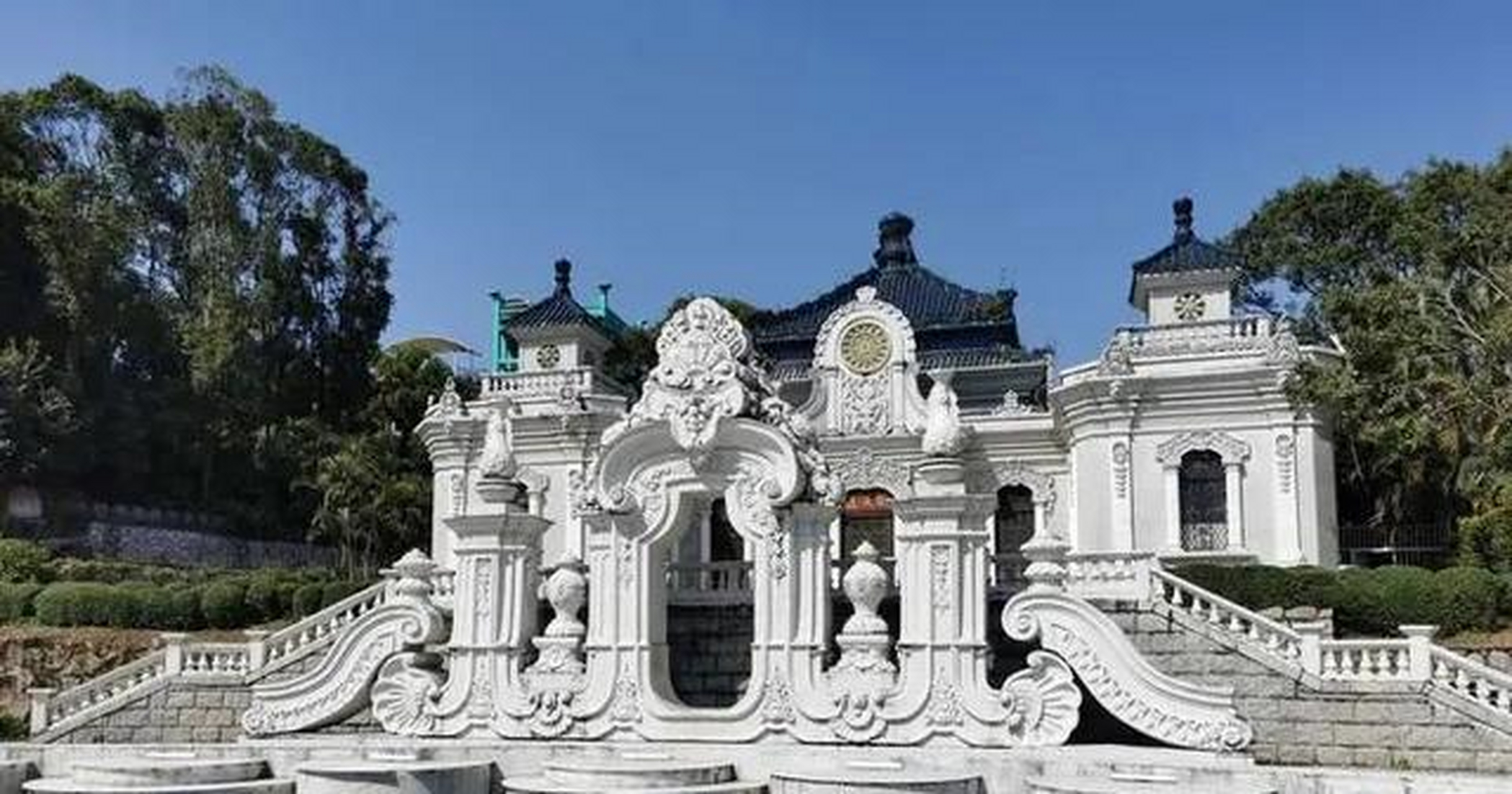 西洋楼遗址位于长春园北界,是由西方传教士意大利人郎世宁和法国人
