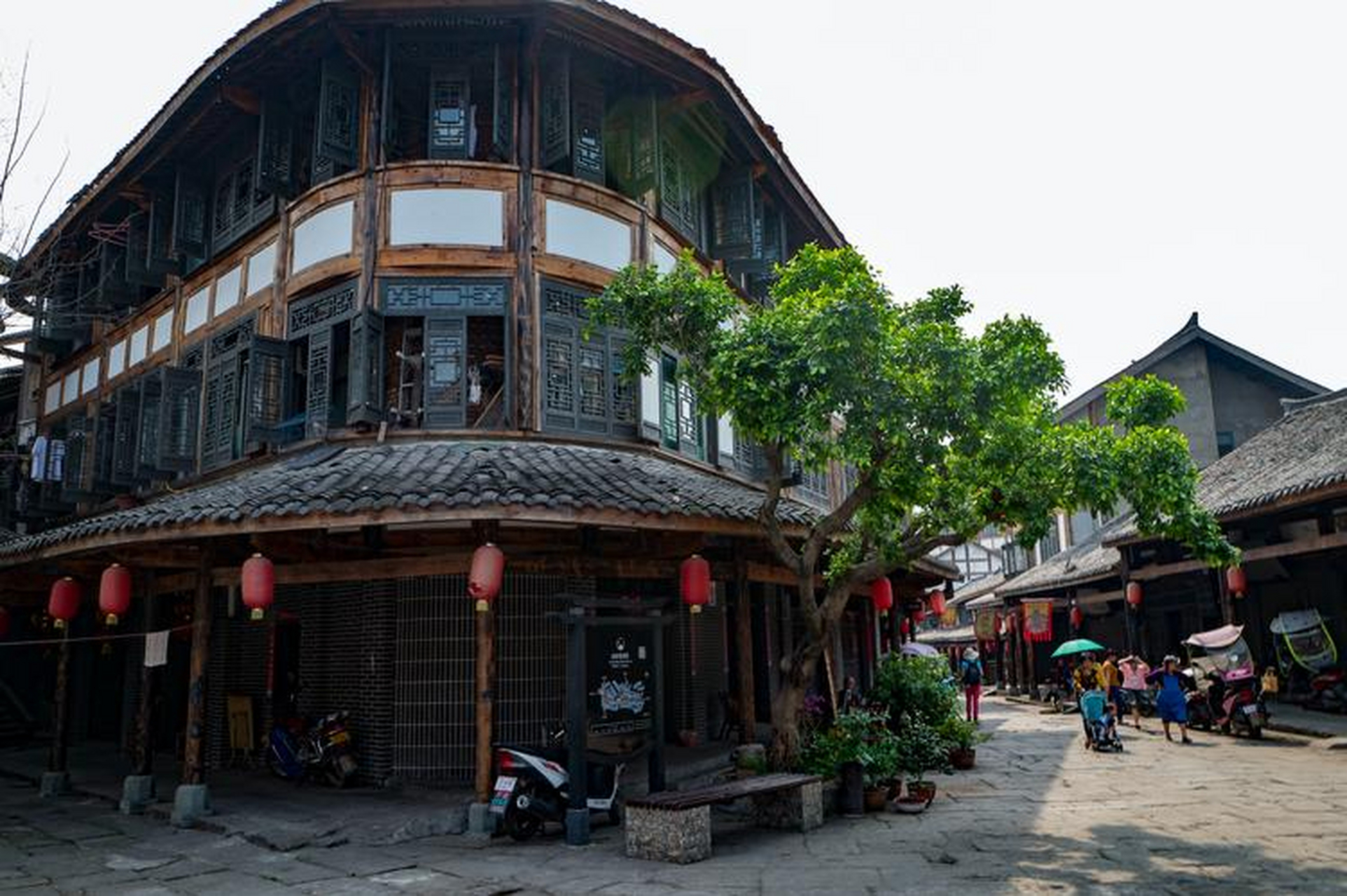 罗城古镇:著名的"船城",300多年的历史,古建筑群与山峦相依,是四川