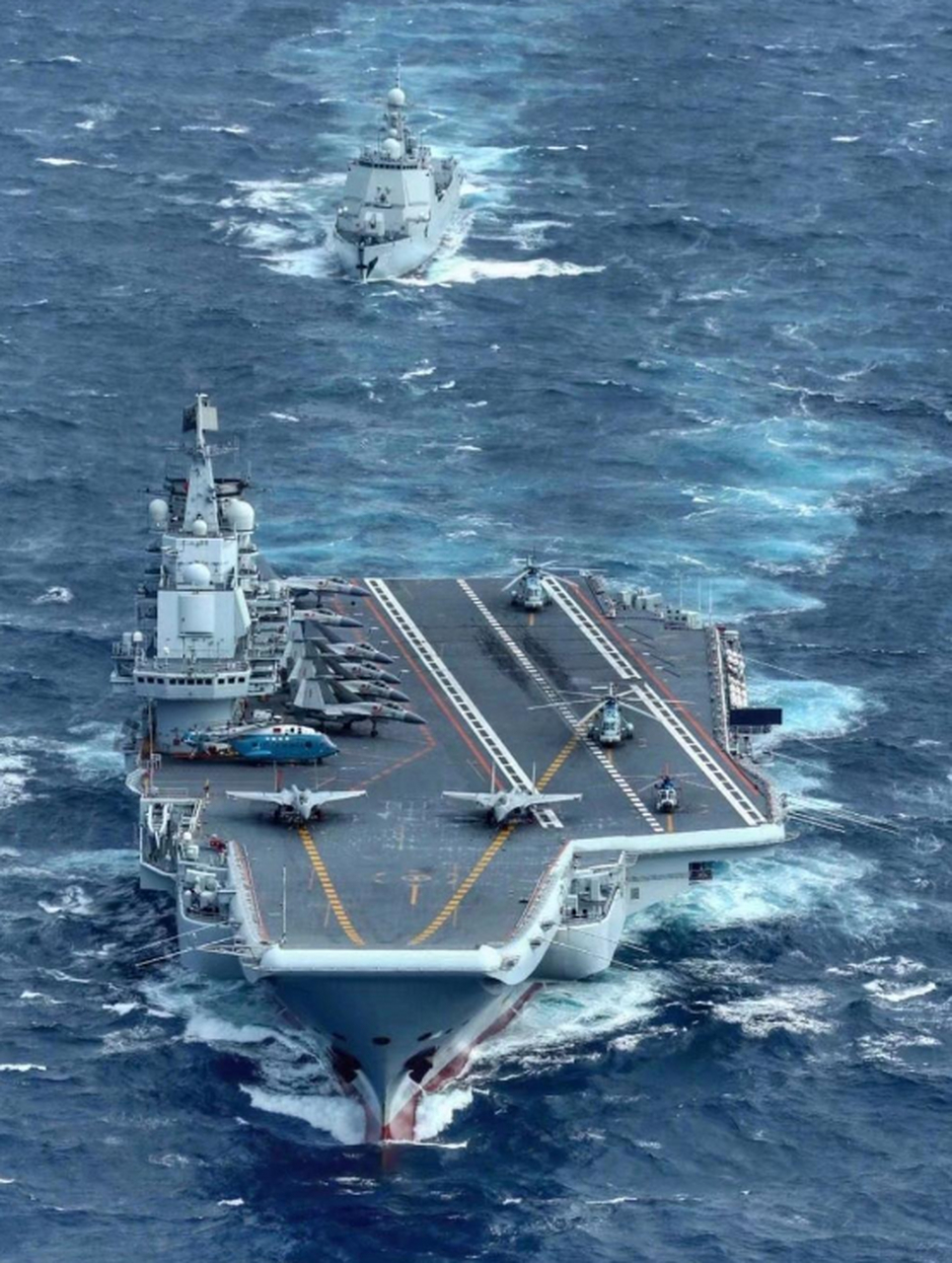 时,曾与俄罗斯方面商谈引进库兹涅佐夫舰