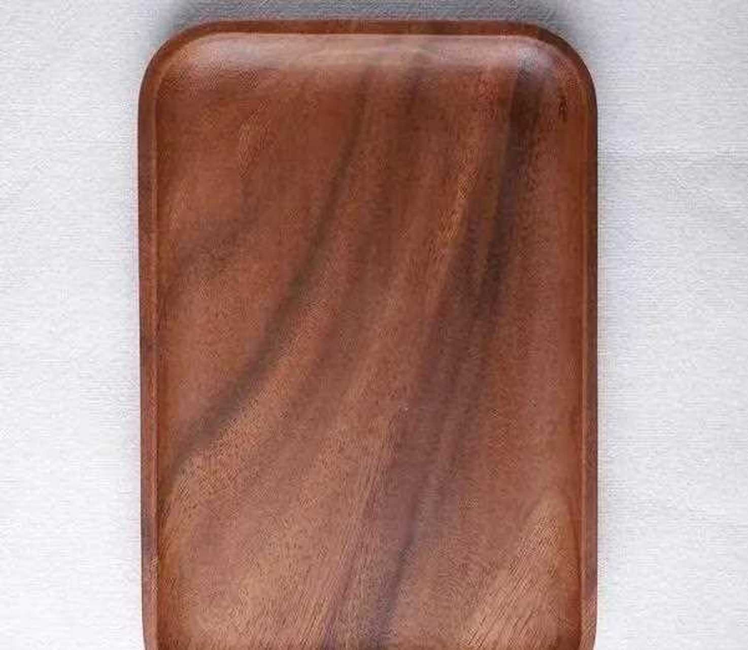 hp-17 名称:长方盘 木材:南美胡桃木[鲜花] 尺寸:长30 宽20高2