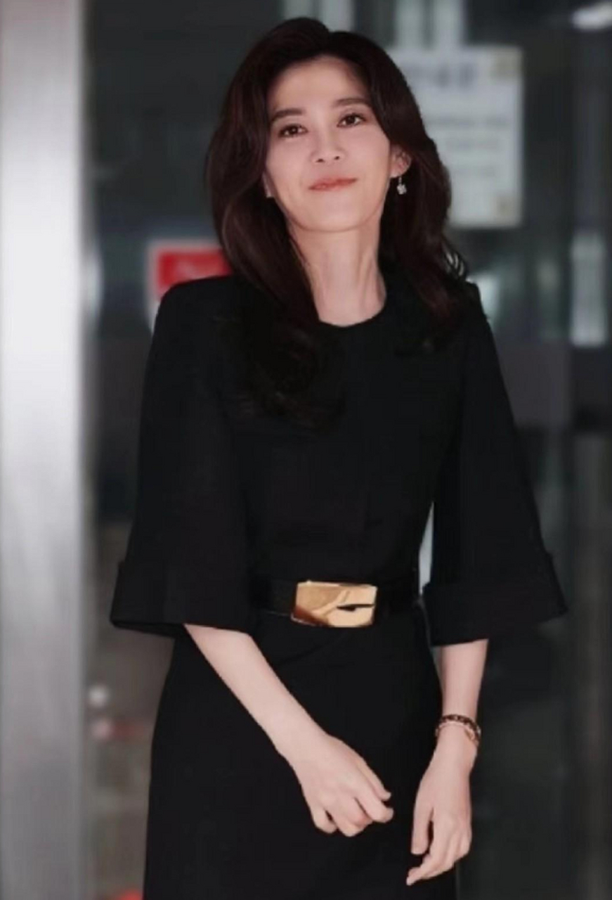 三星长公主李富真又美了!