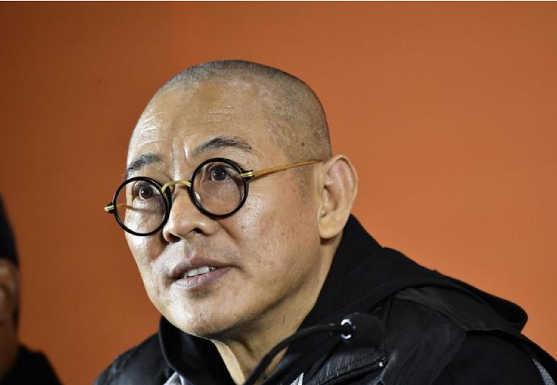 向太发文艾特李连杰称:"你到底死了多少回?又传你走了!