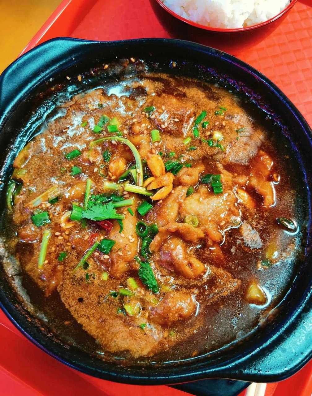 武清万达广场四楼桃花源美食 人均 [呕] 万达四楼美食城里的一家有