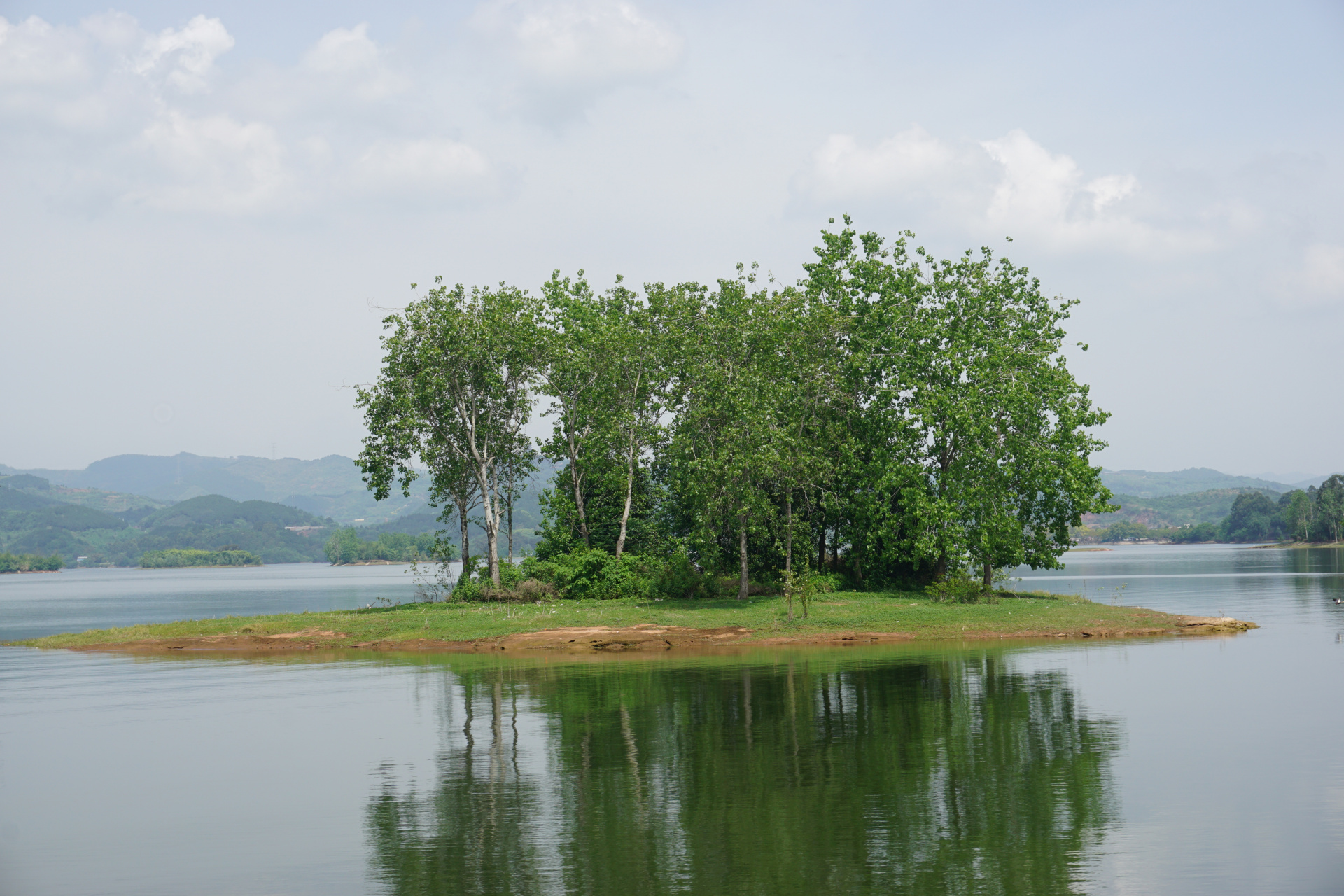 三岔湖附近的景区图片